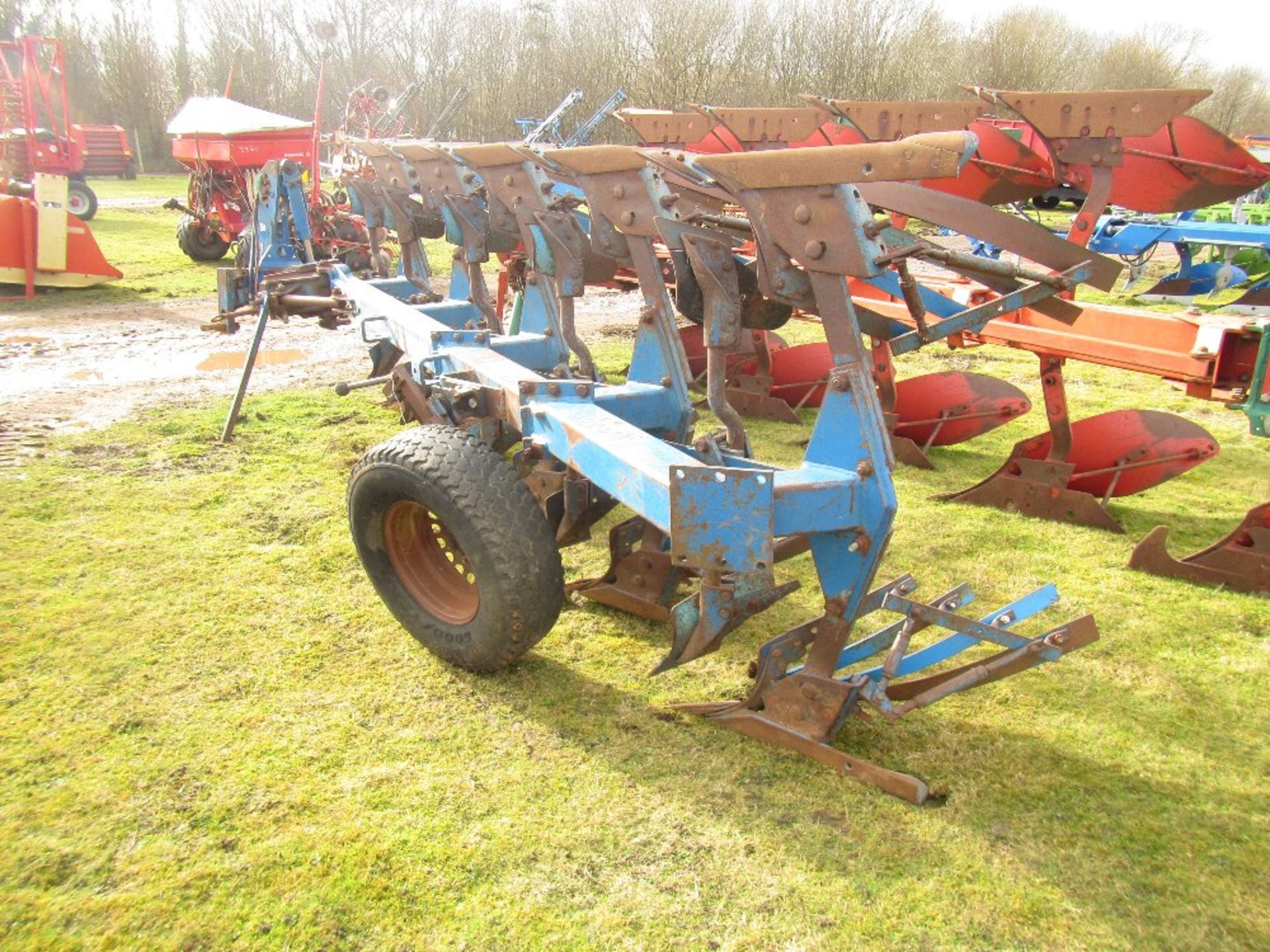 Rabe 5 Furrow Plough Slatted Mole Boards - Image 3 of 4