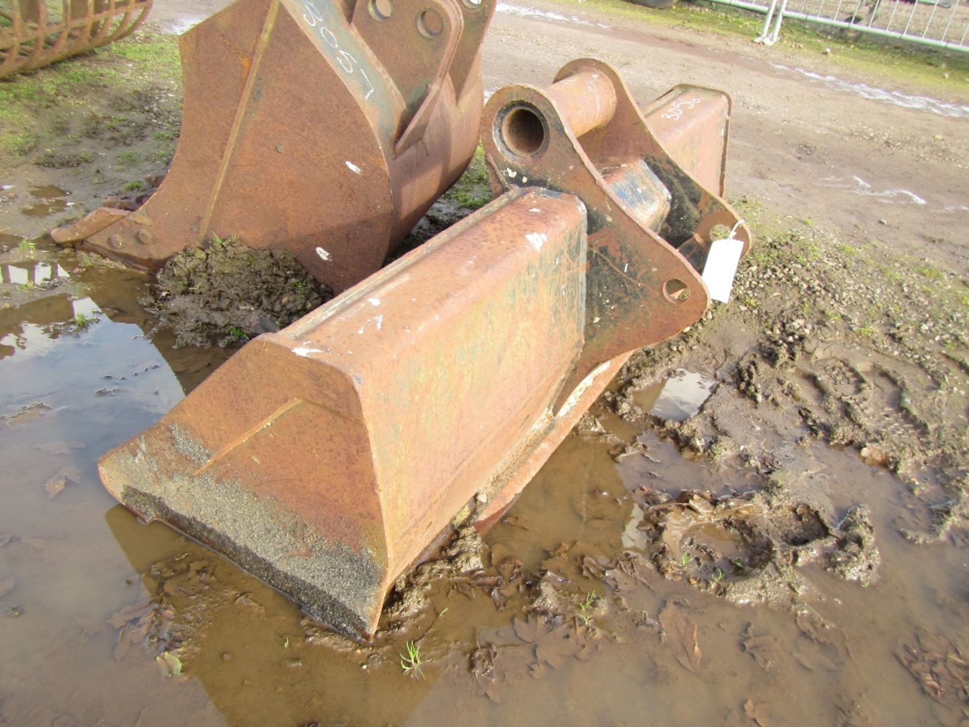 5ft Mini Digger Bucket - Image 2 of 4