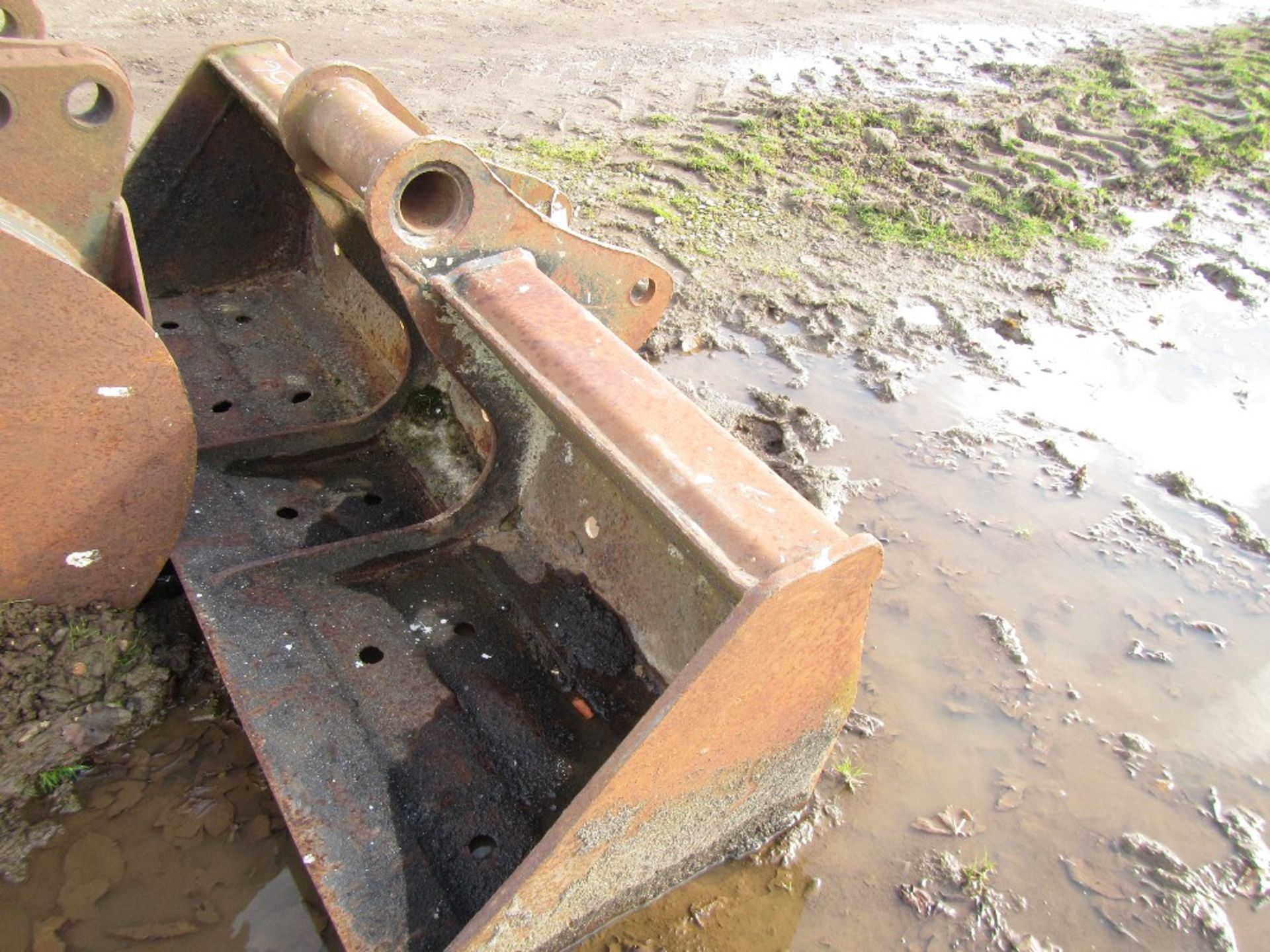 5ft Mini Digger Bucket - Image 3 of 4