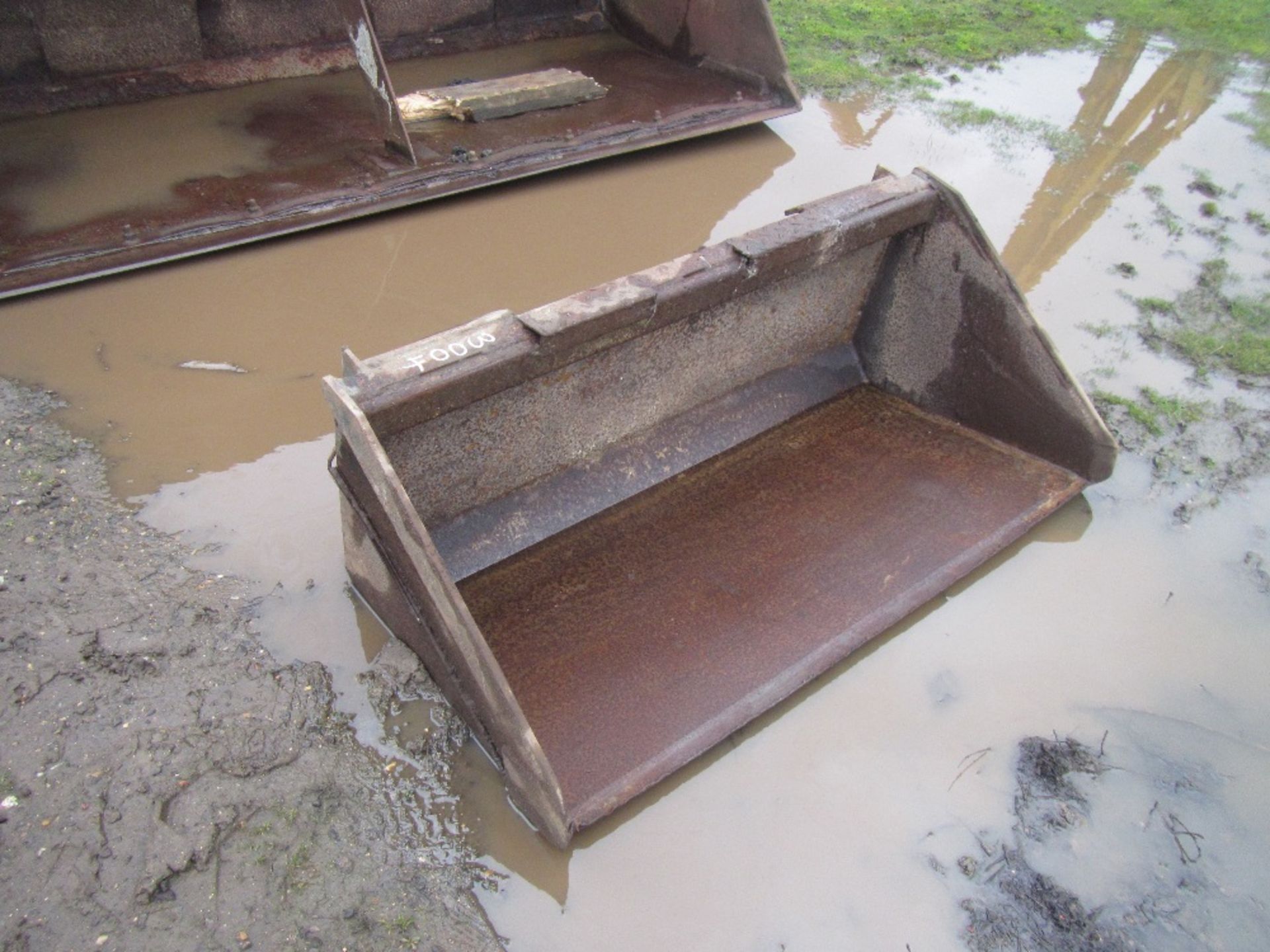 Bobcat Front Bucket - Image 2 of 2