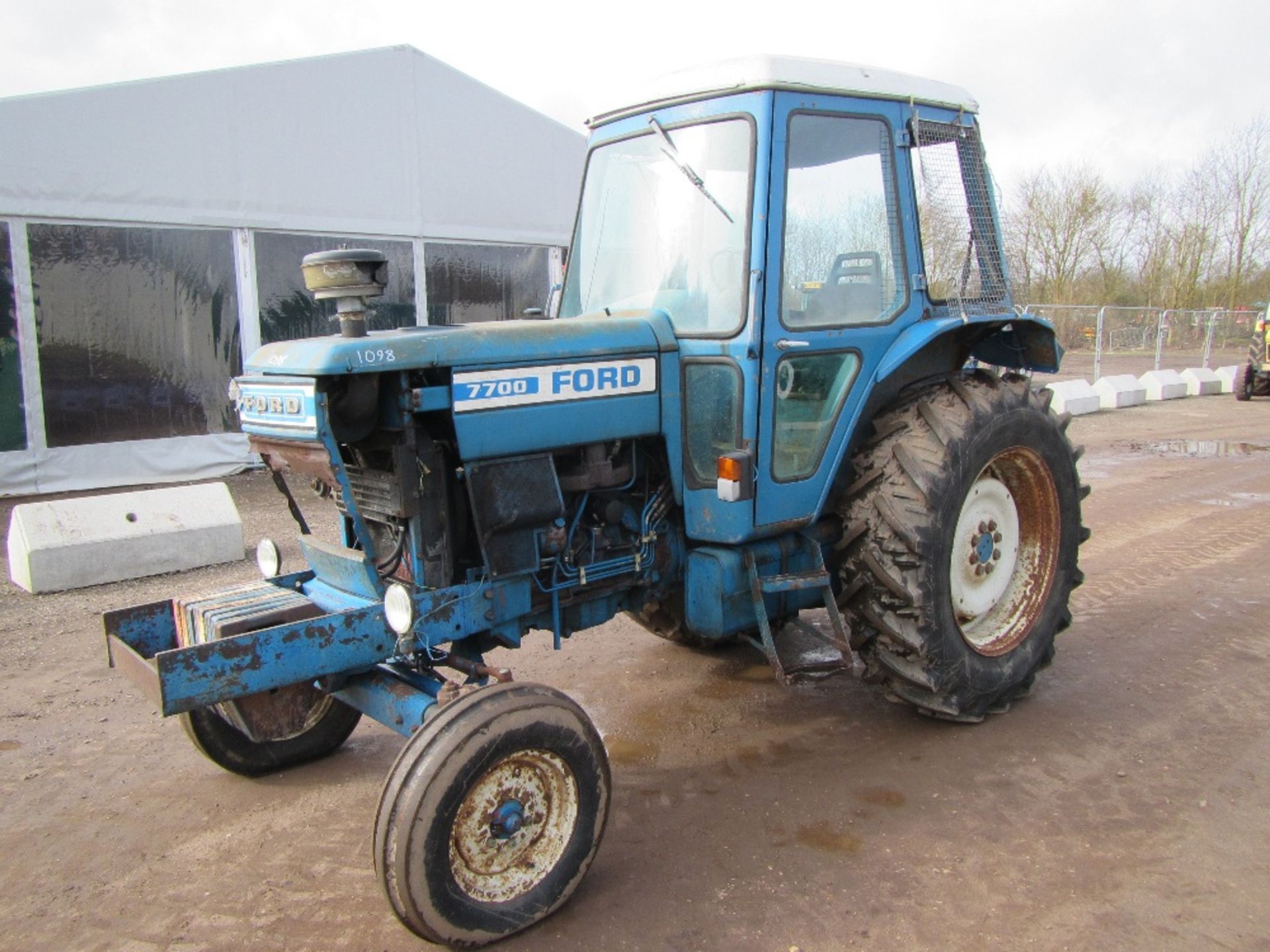 Ford 7700 2wd Tractor Ser. No. B514975