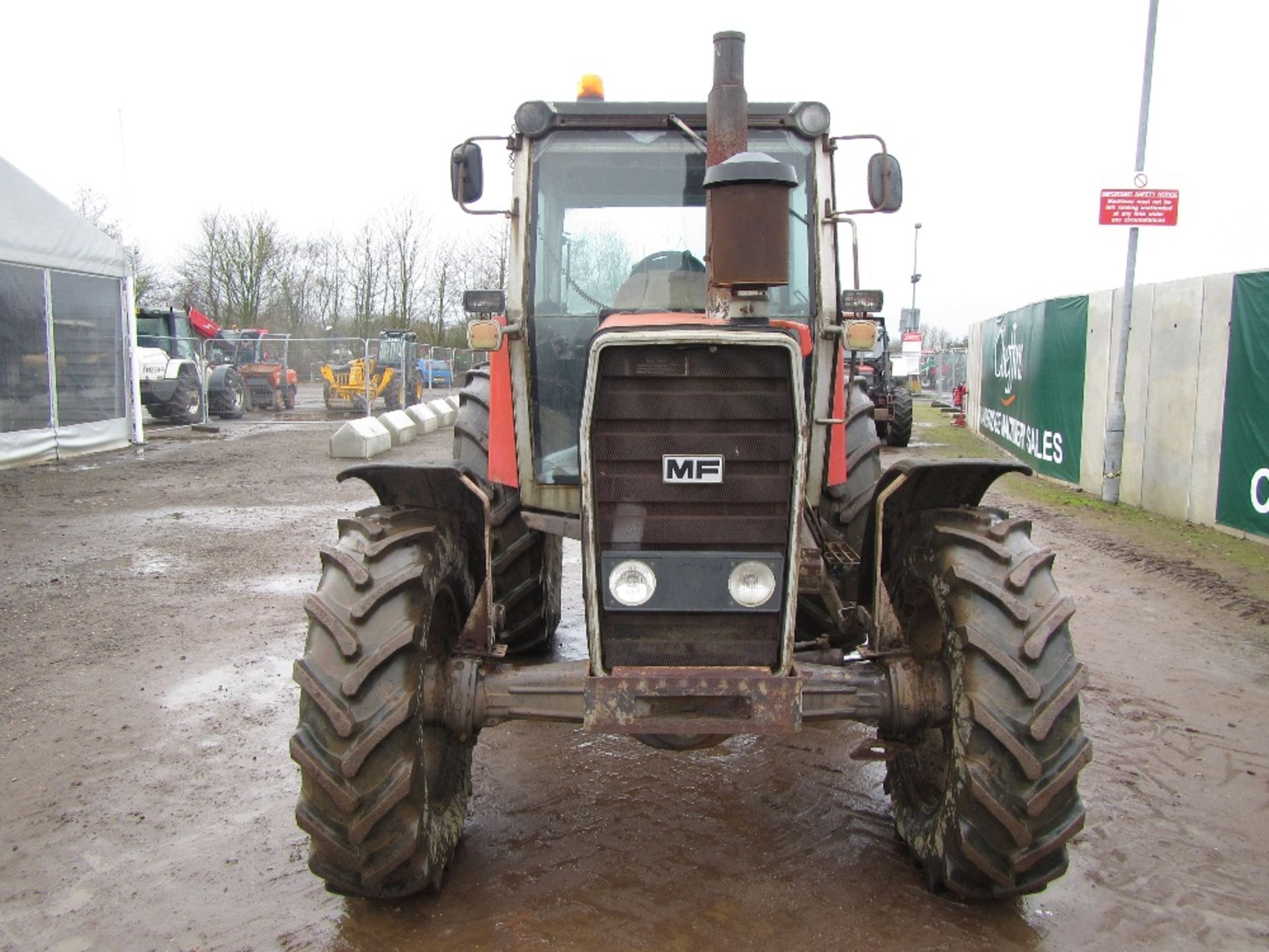 Massey Ferguson 2680 Tractor - Bild 2 aus 17