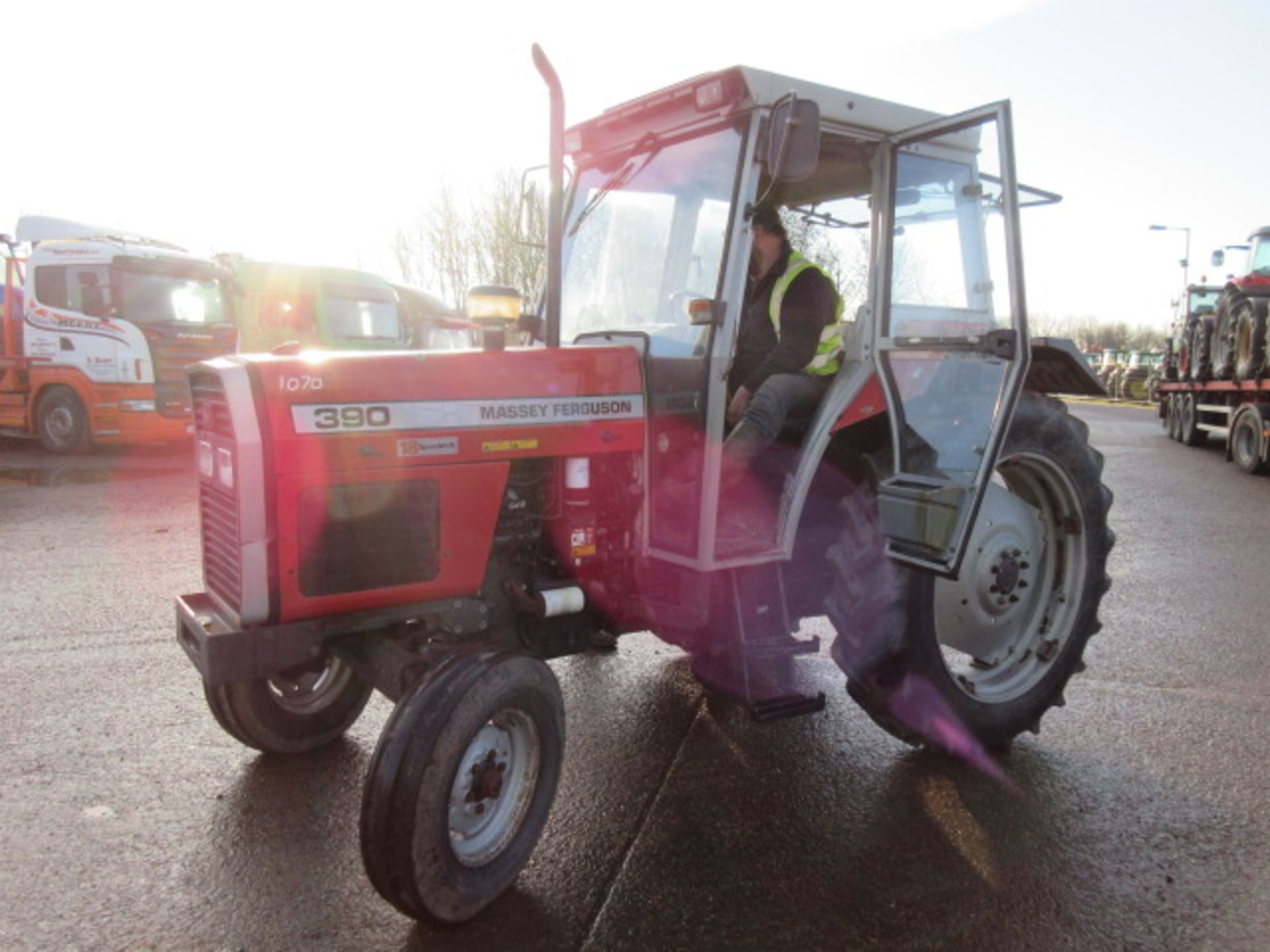 Massey Ferguson 390 Tractor M Reg