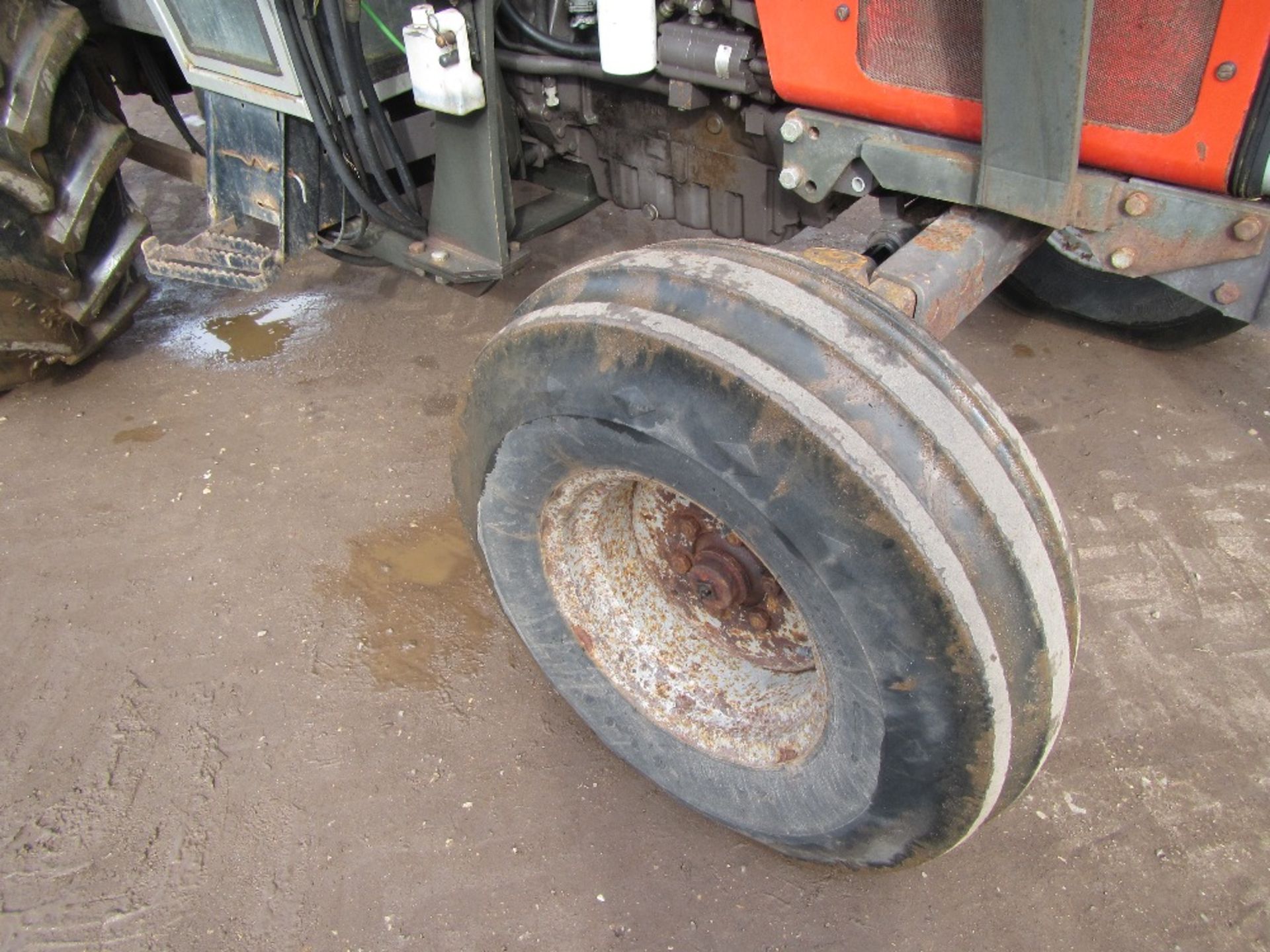 Massey Ferguson 390 2wd Tractor c/w Chiltern Loader Reg. No. L449 DFJ Ser No C01348 - Bild 4 aus 17