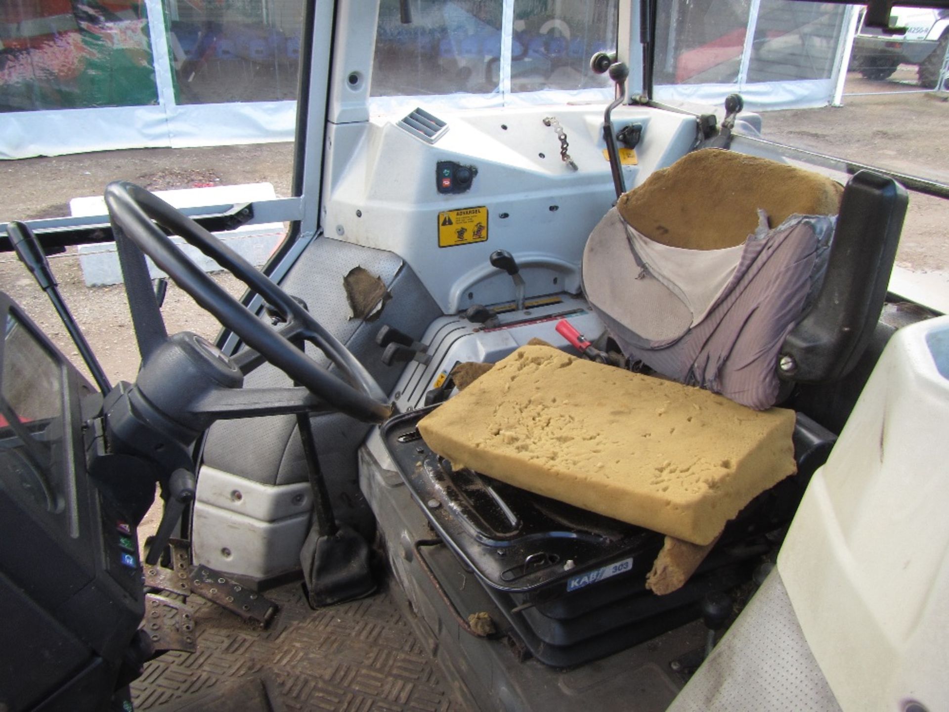 Massey Ferguson 399 Tractor c/w 18 Speed Shift Ser. No. D51323. UNRESERVED LOT - Bild 12 aus 17