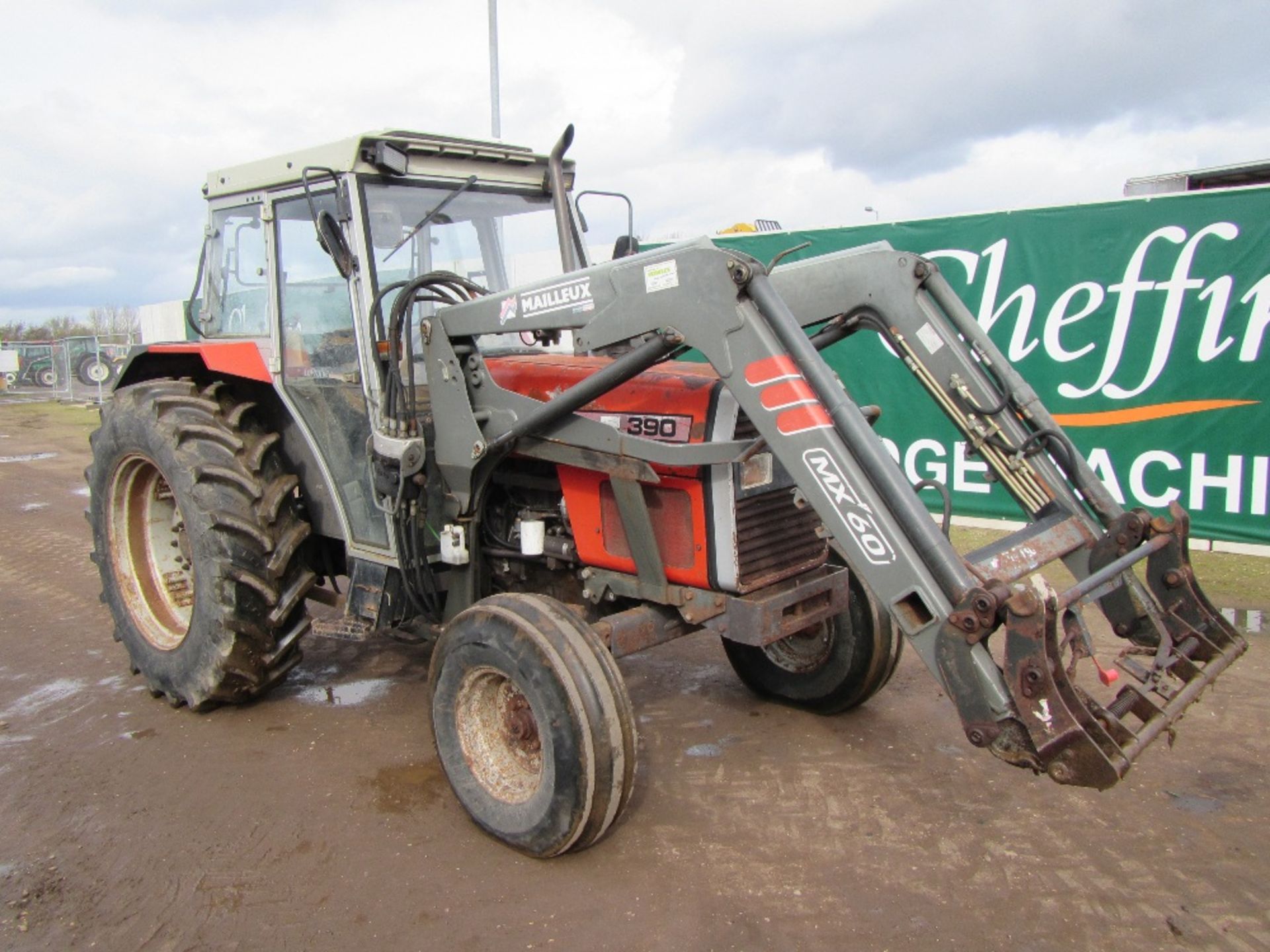 Massey Ferguson 390 2wd Tractor c/w Chiltern Loader Reg. No. L449 DFJ Ser No C01348 - Bild 3 aus 17