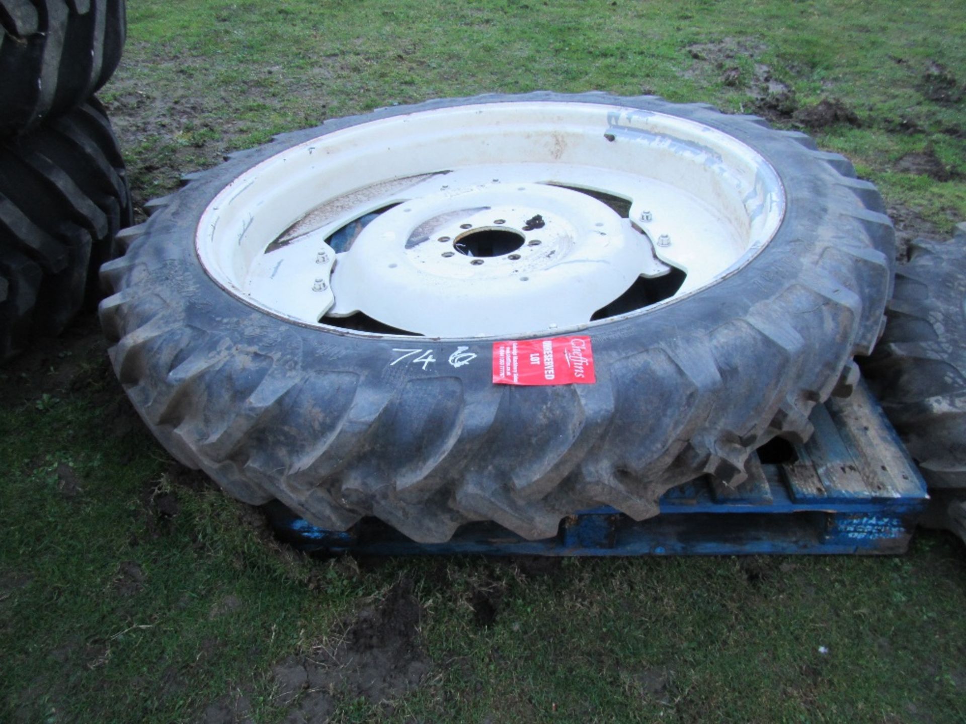 11.2x48 Rowcrop Wheel & Tyre UNRESERVED LOT