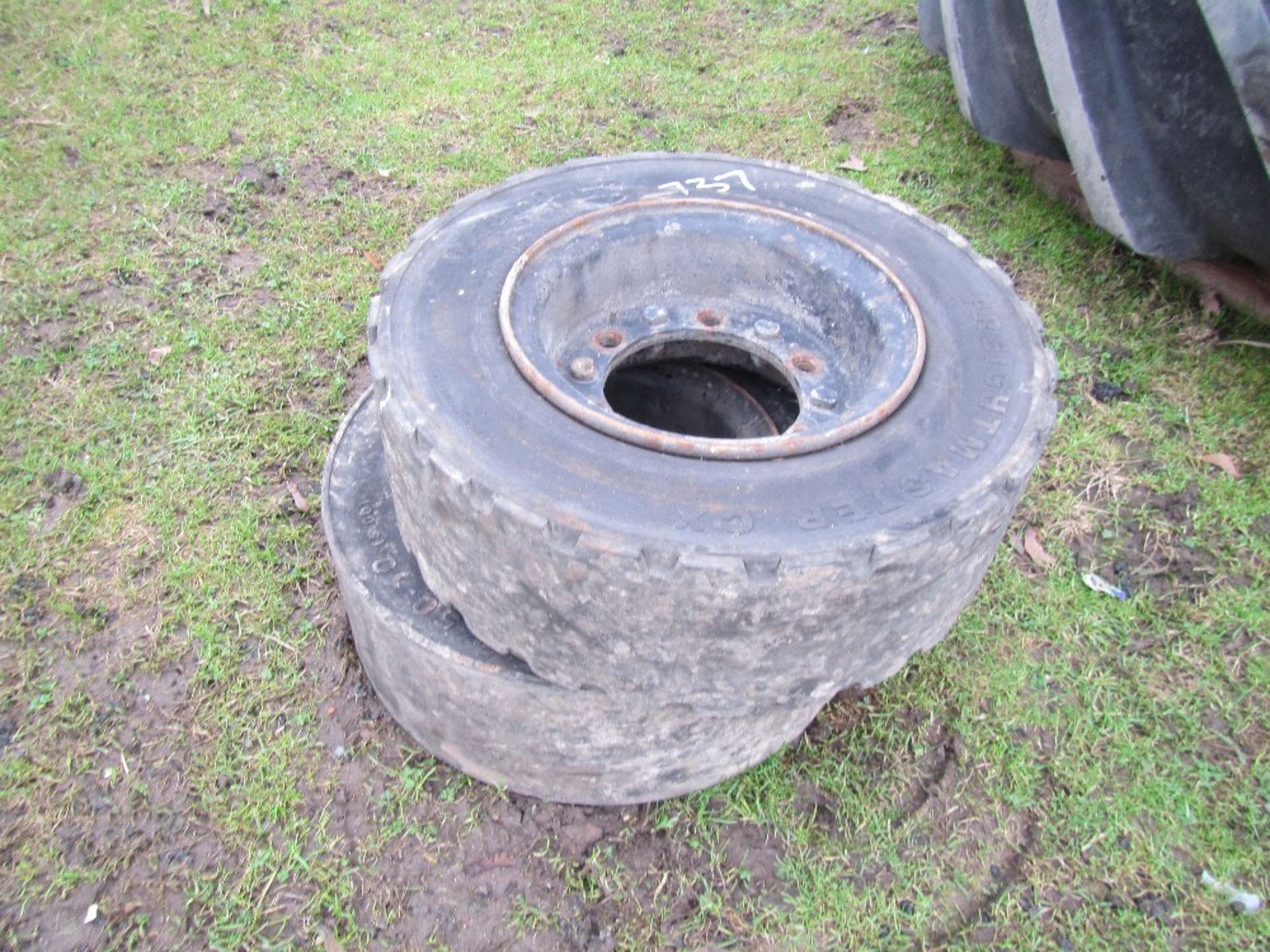 2no. 650x10 Solid Forklift Wheels & Tyres UNRESERVED LOT