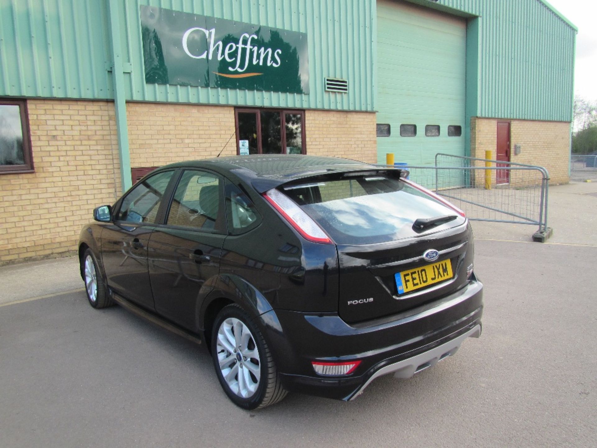 Ford Focus 1.6 Diesel Zetec 5 TDCI 109. Black. 1 keeper. Reg Docs will be supplied. Mileage: 117,546 - Image 6 of 6
