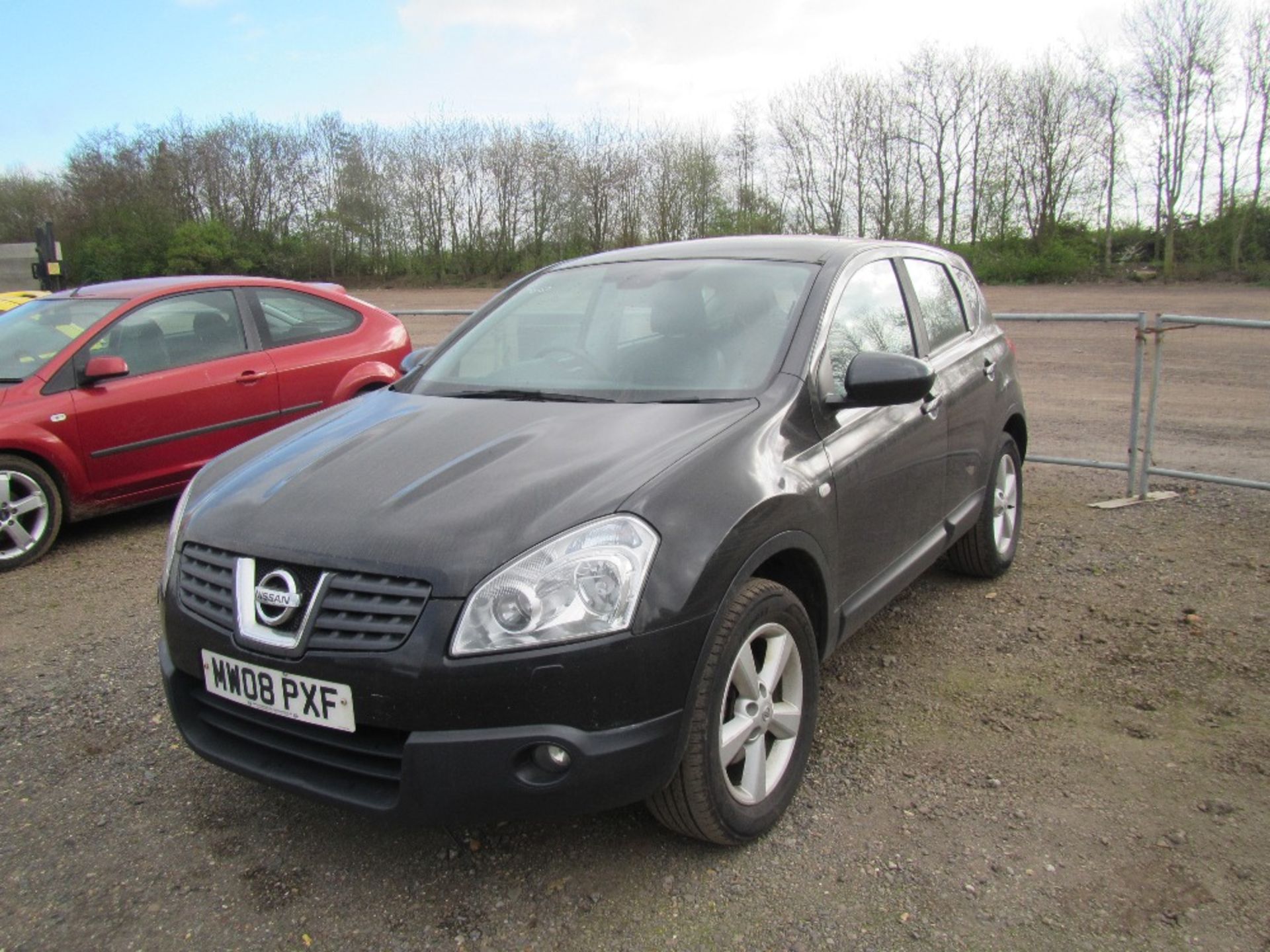 Nissan QashQai Tekna DCI Diesel Leather, Air Con, Heated Seats, 2 Keys, Parking Sensors, Towbar,