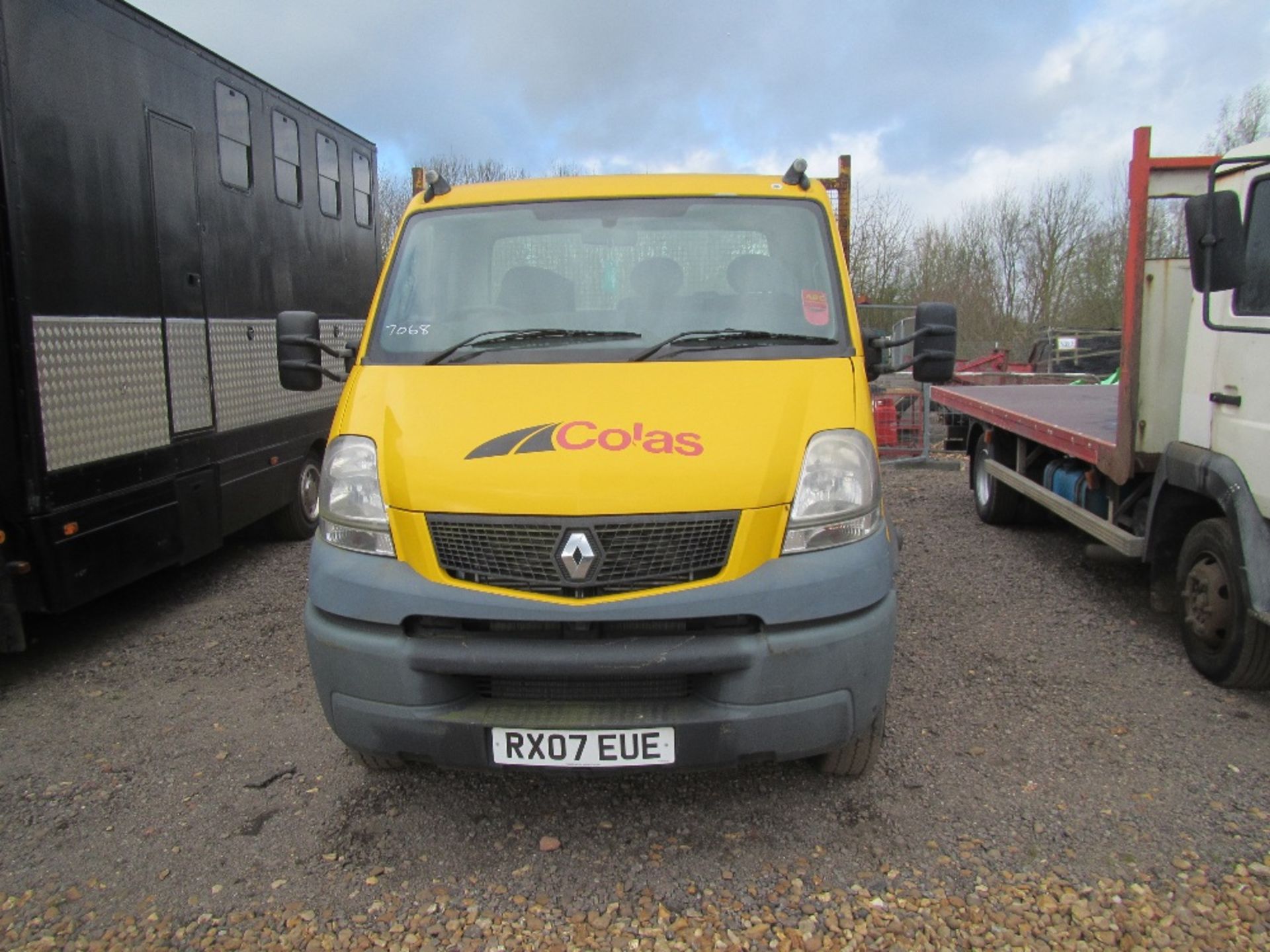 2007 Renault Mascot 3 Litre Diesel Flat Bed Dropside Truck c/w Central Locking. Reg Docs will be - Image 2 of 7