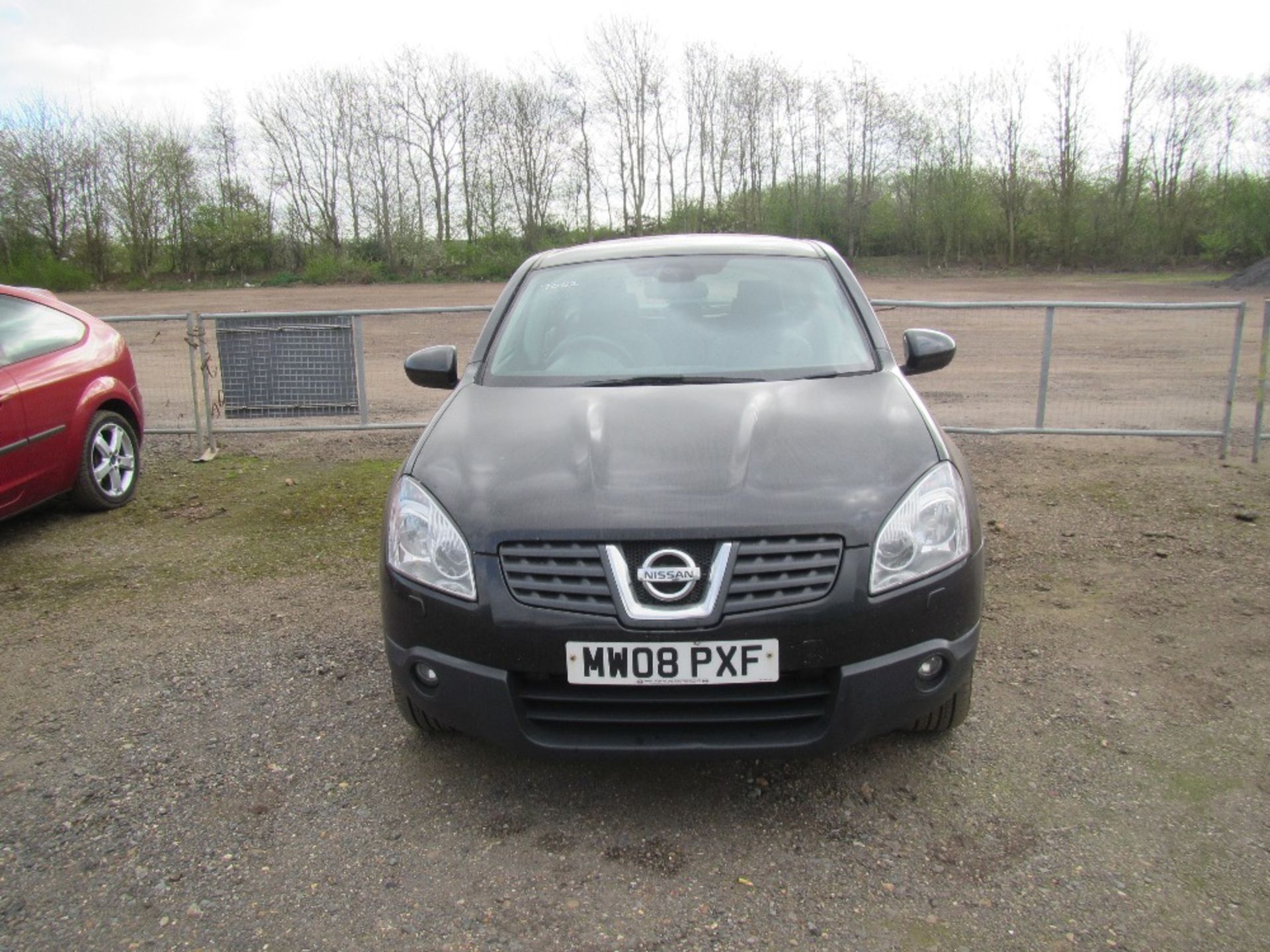 Nissan QashQai Tekna DCI Diesel Leather, Air Con, Heated Seats, 2 Keys, Parking Sensors, Towbar, - Image 2 of 6