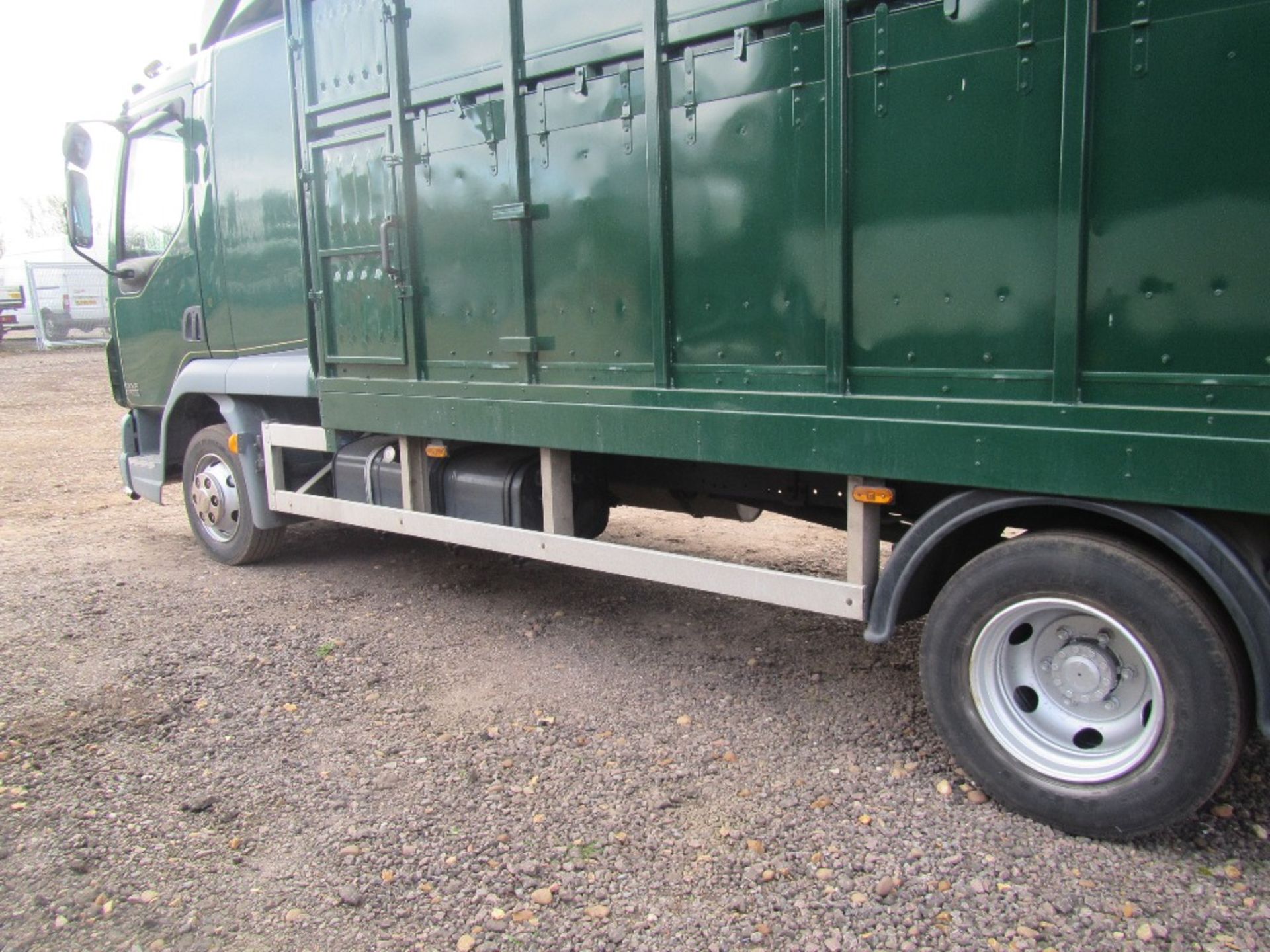 Daf 7.5 Ton Livestock Lorry c/w Sleeper Cab. Reg Docs will be supplied. MOT till Dec 17 Reg. No. - Image 6 of 7