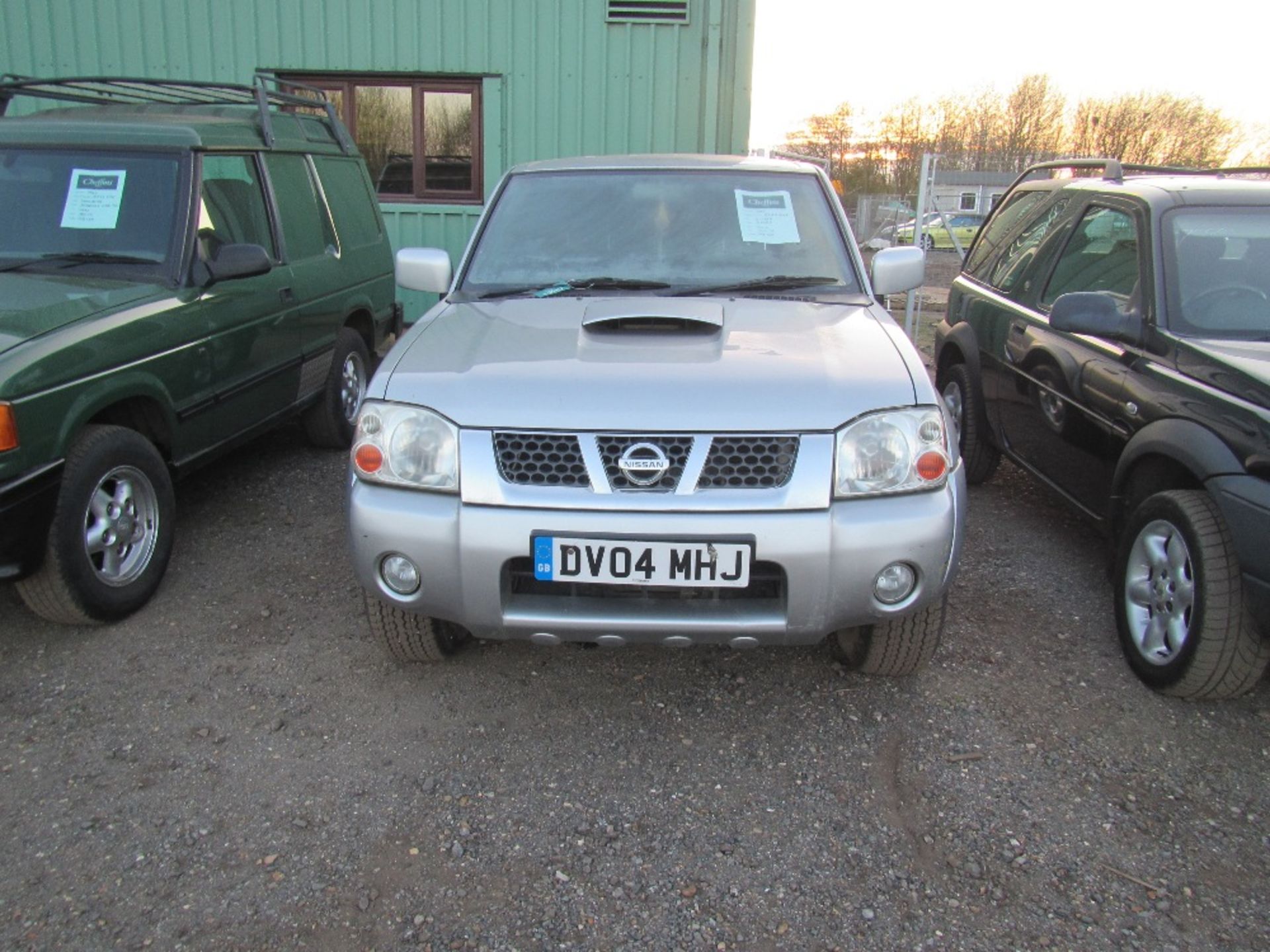 2004 Nissan Navara Double Cab Pick Up c/w Canopy. Reg Docs will be supplied. Mileage: 127,928. MOT - Image 2 of 5