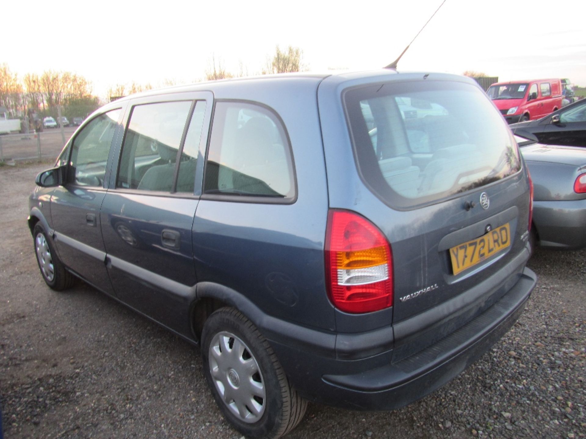 Vauxhall Zafira. Mileage: 114,335. MOT till 21/6/17. Reg. No. Y772 LRO - Image 5 of 5