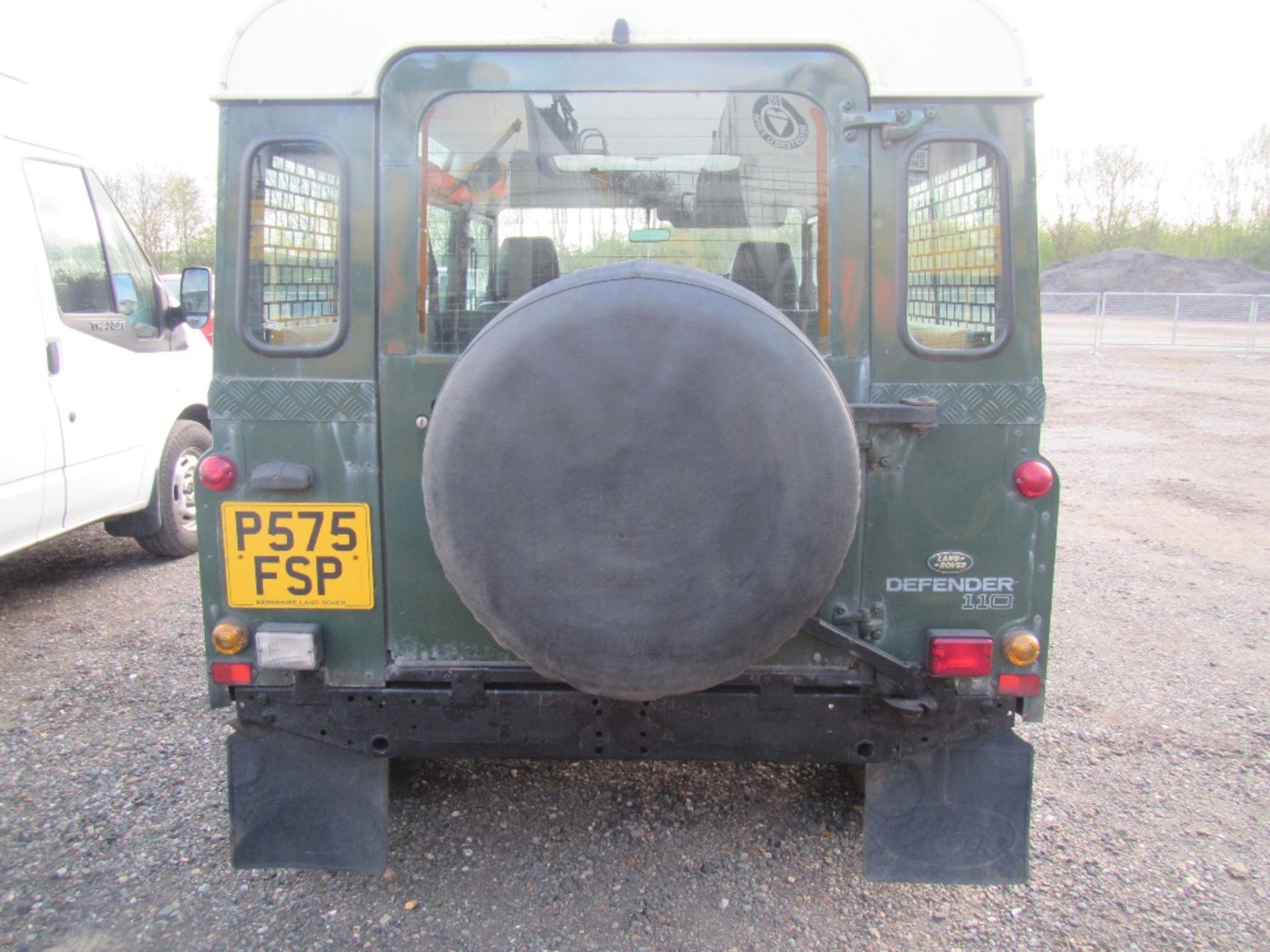 Land Rover Defender 110 TDI County Station Wagon Reg Docs will be supplied. Mileage: 191,840. MOT - Image 5 of 6