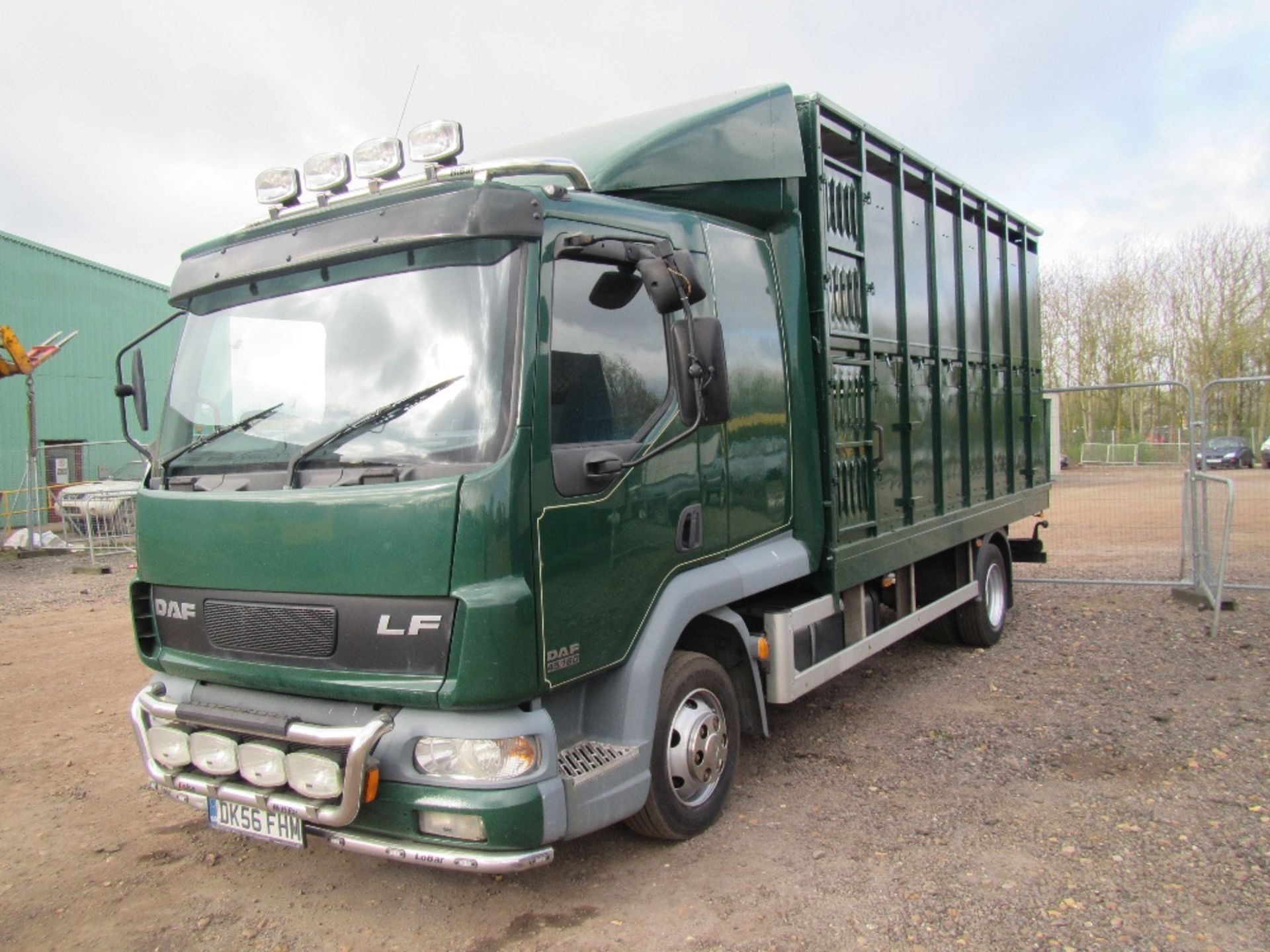Daf 7.5 Ton Livestock Lorry c/w Sleeper Cab. Reg Docs will be supplied. MOT till Dec 17 Reg. No.