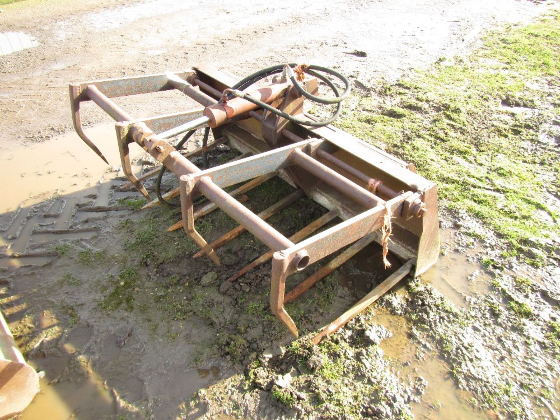 Muck Fork & Grapple c/w Bobcat Fittings - Image 3 of 4