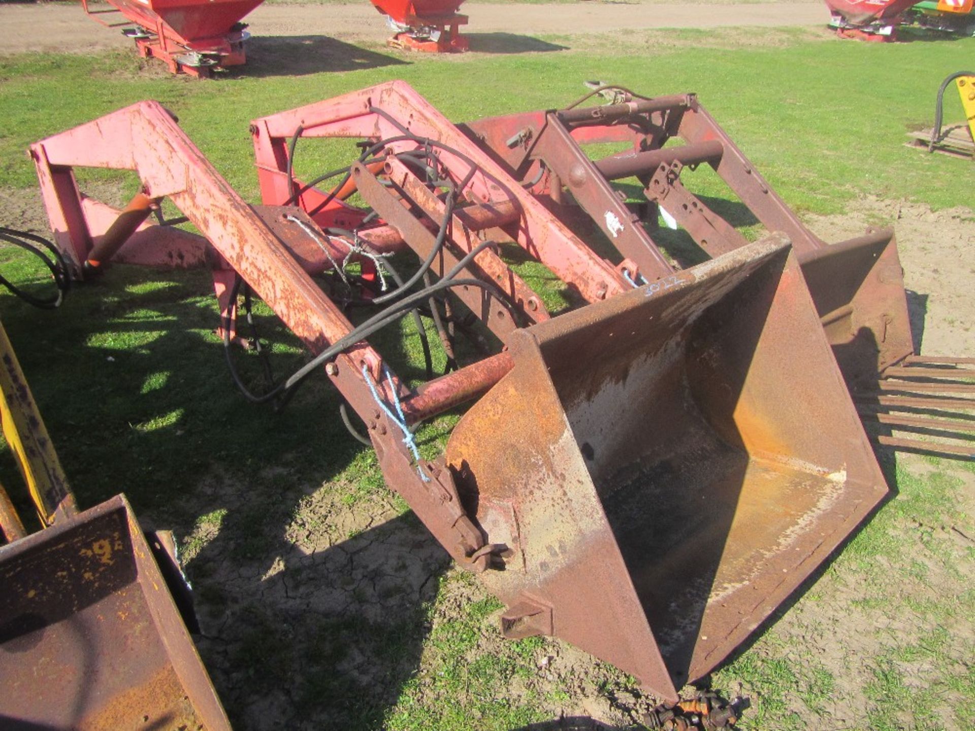 Massey Ferguson 40 Front Loader and Bucket UNRESERVED LOT