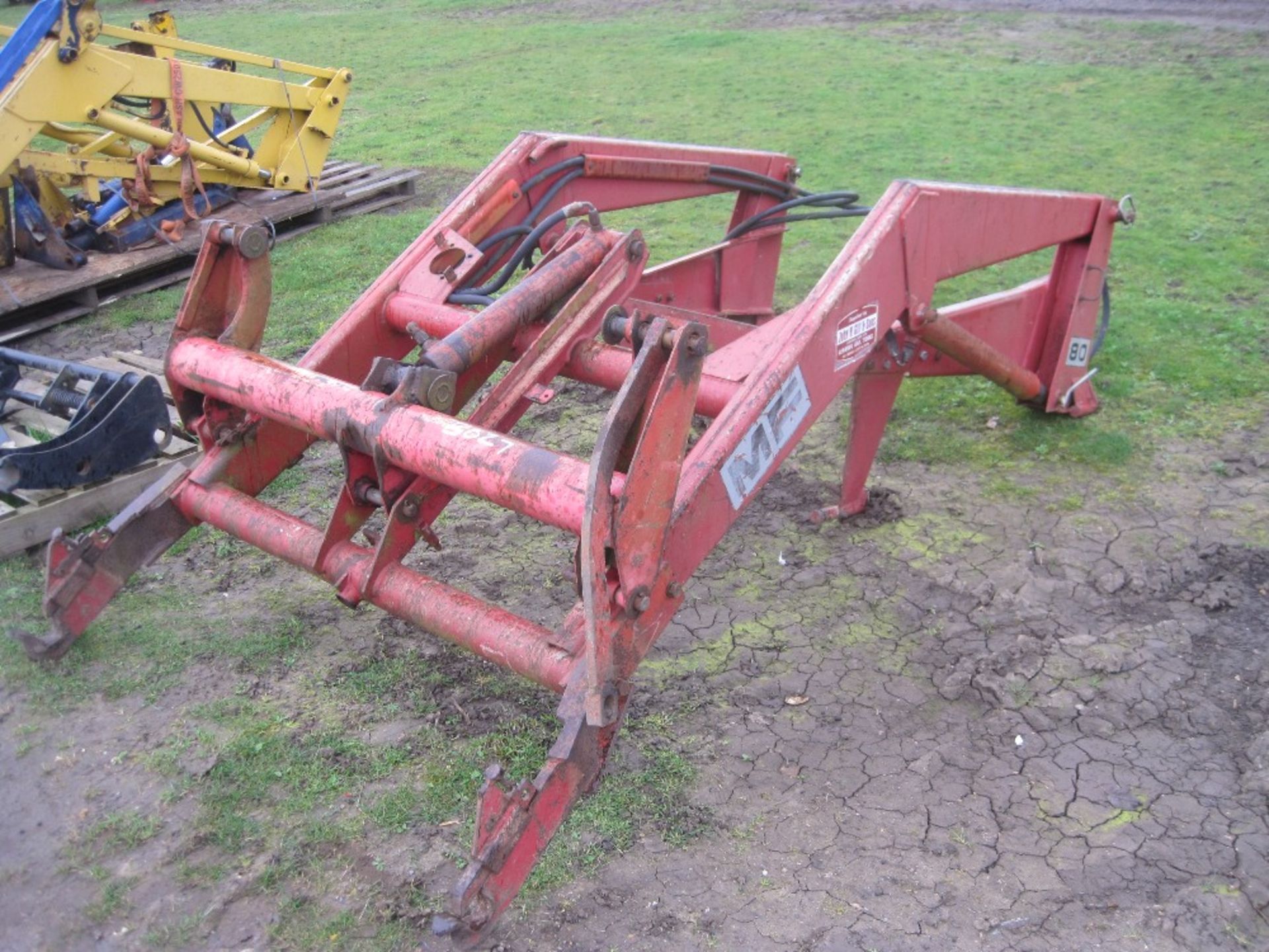 Massey Ferguson 80 Front Loader - Image 5 of 5