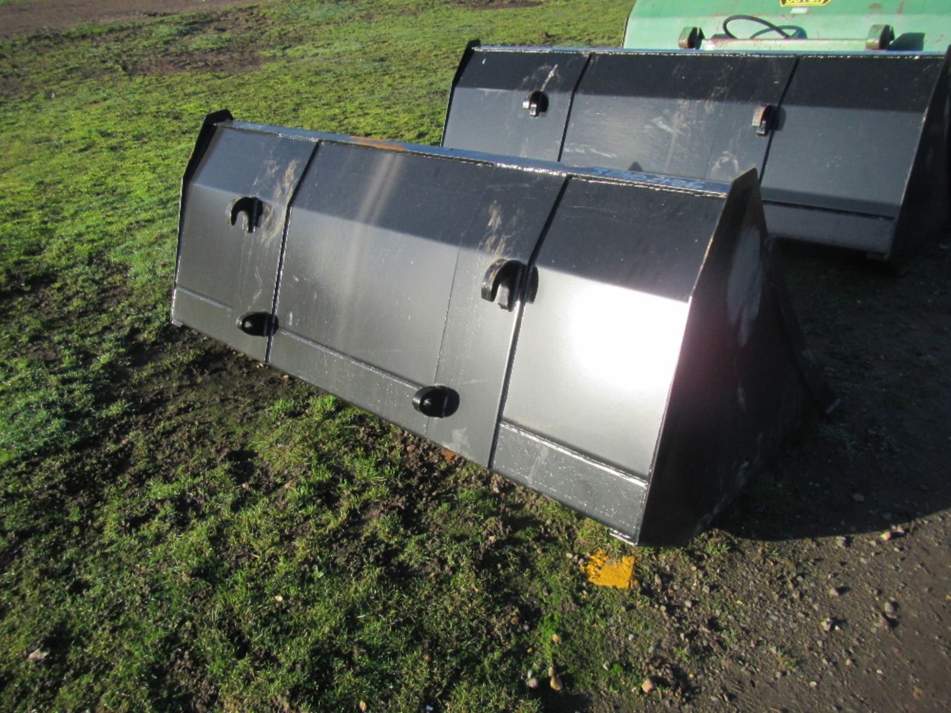 2m Ursus Bucket - Image 2 of 6