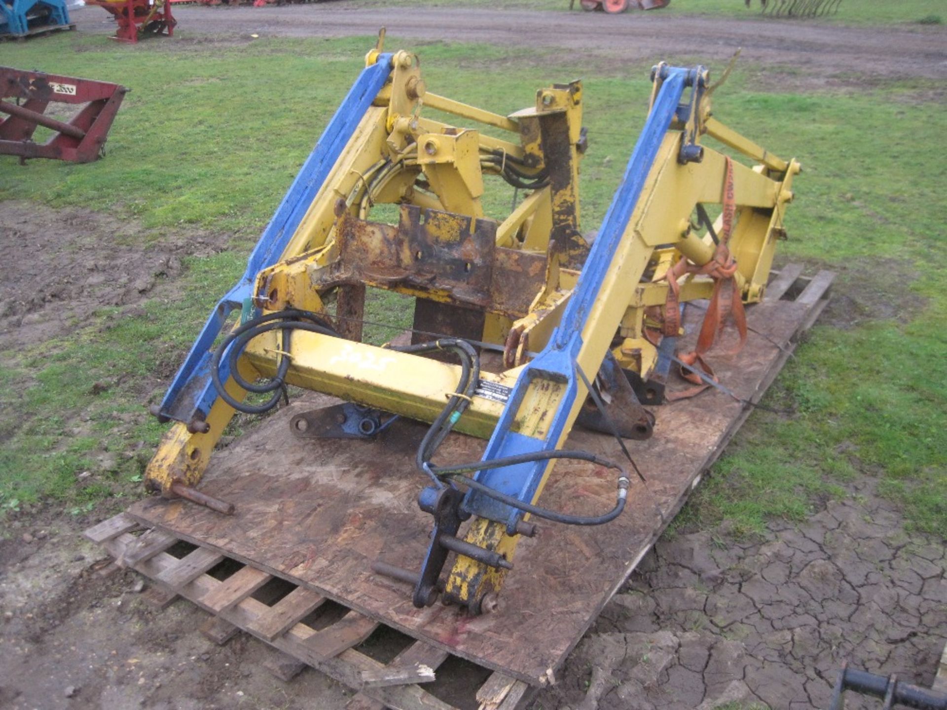 Massey Ferguson Power Loader. UNRESERVED LOT - Image 5 of 5