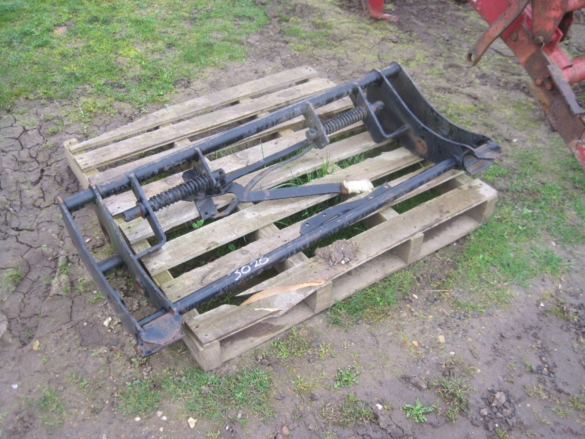 MX Headstock for Loader UNRESERVED LOT