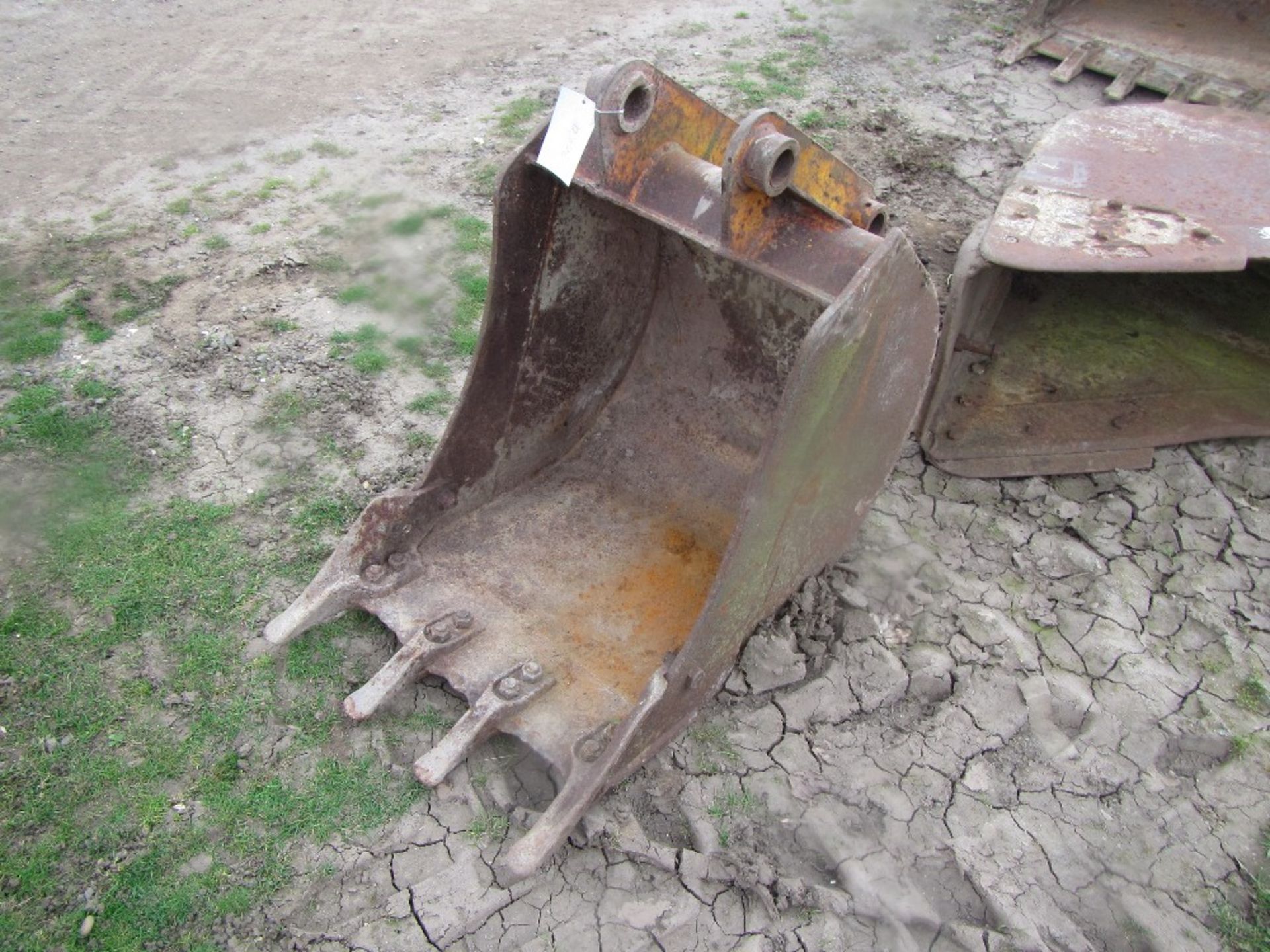 Bucket for JCB Sitemaster - Image 3 of 5