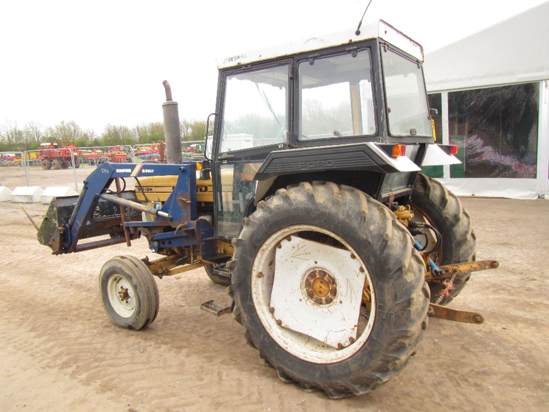 Ford 5610H 2wd Tractor c/w Bomford 3517 Power Loader. 2 Owners from new, Ex Council Reg. No. C429 - Image 9 of 16