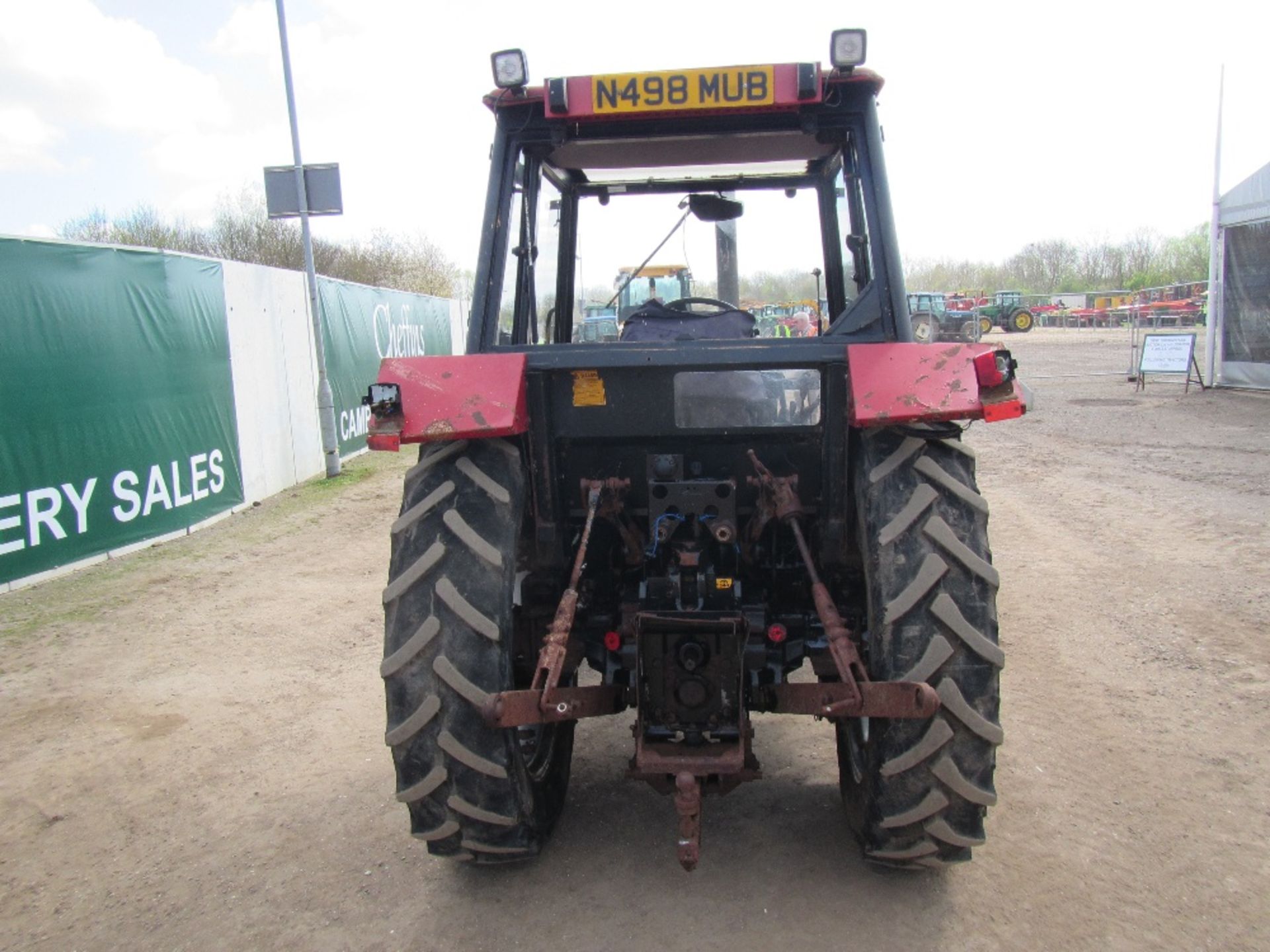 Case 3220 2wd Tractor c/w Q Cab Reg. No. N498 MUB - Image 6 of 15