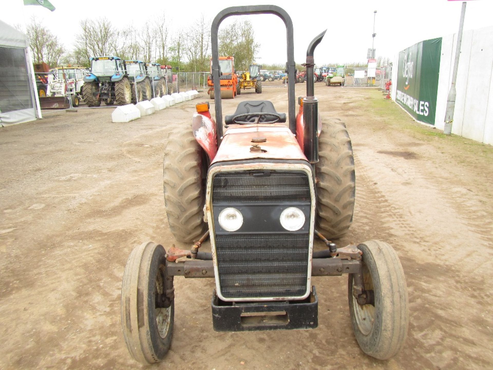 Massey Ferguson 240 Tractor - Image 2 of 15