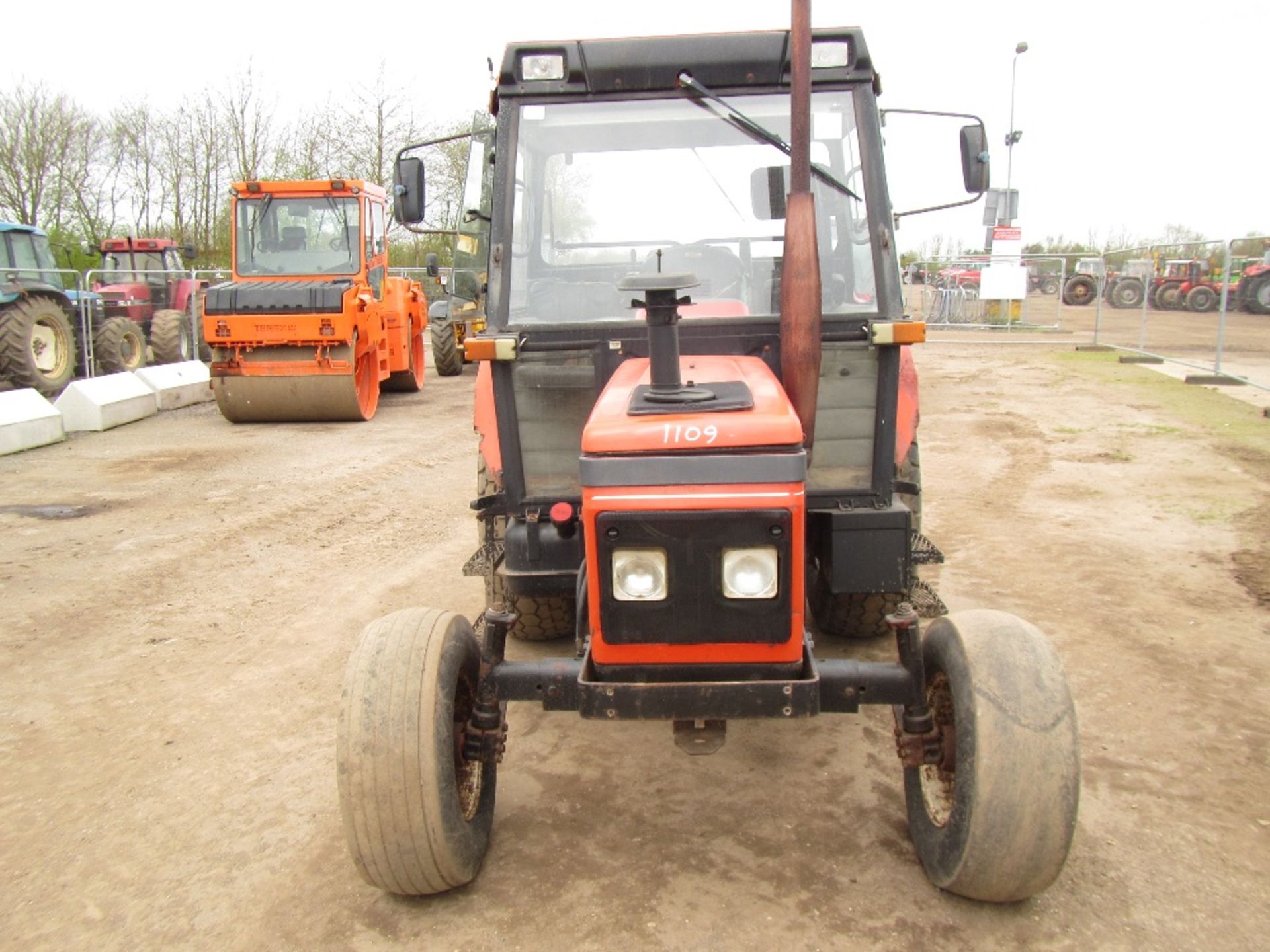 Zetor 3320 2wd Tractor. 3500 hrs. R Reg - Image 2 of 15