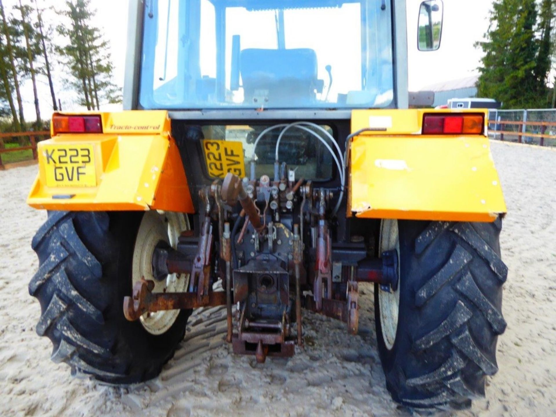 Renault 90-34 Tractor c/w Shuttle Gearbox K Reg - Image 4 of 7