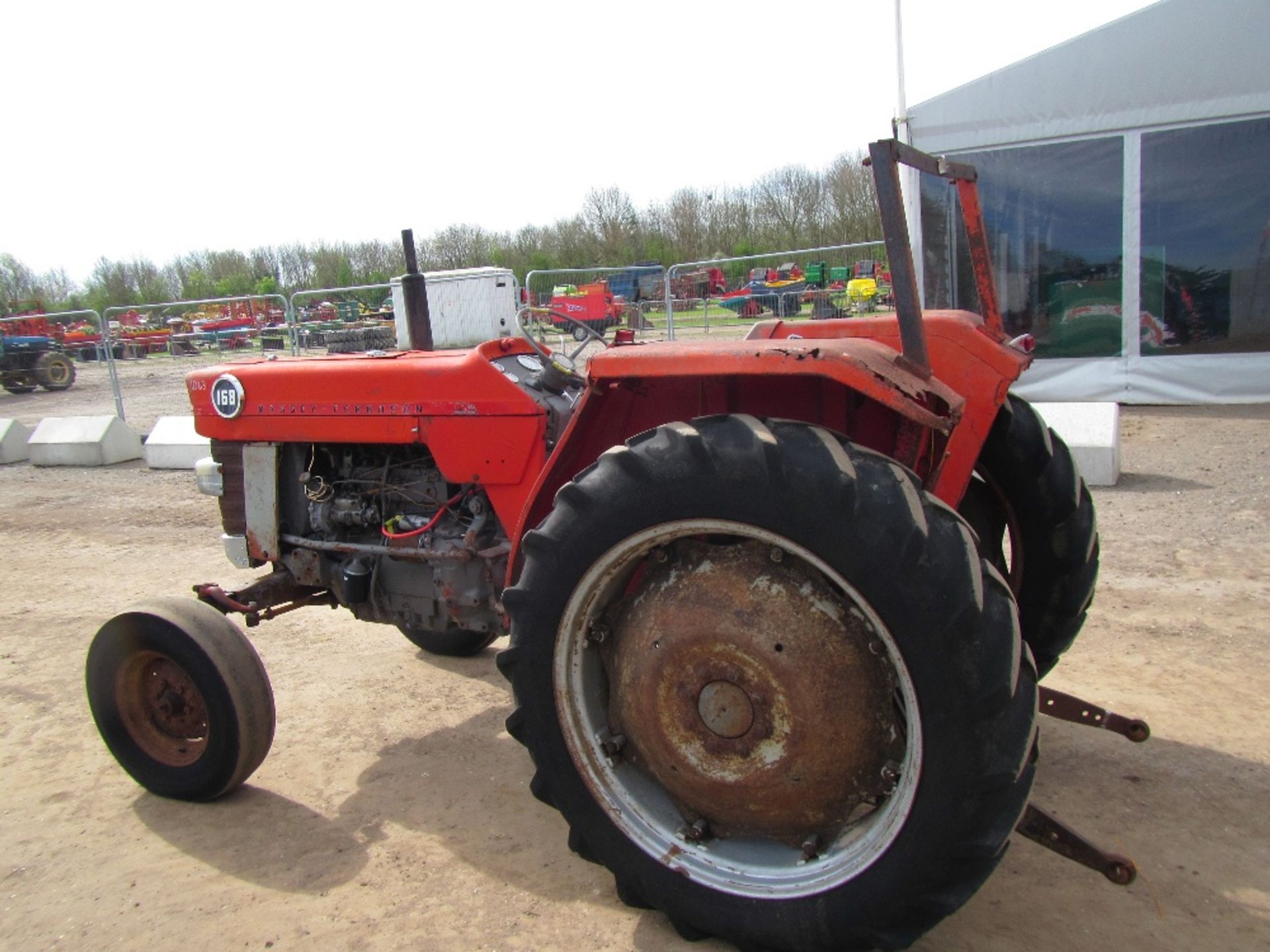 Massey Ferguson 168 Tractor c/w 4 Bolt Pump, Long PTO - Image 9 of 14