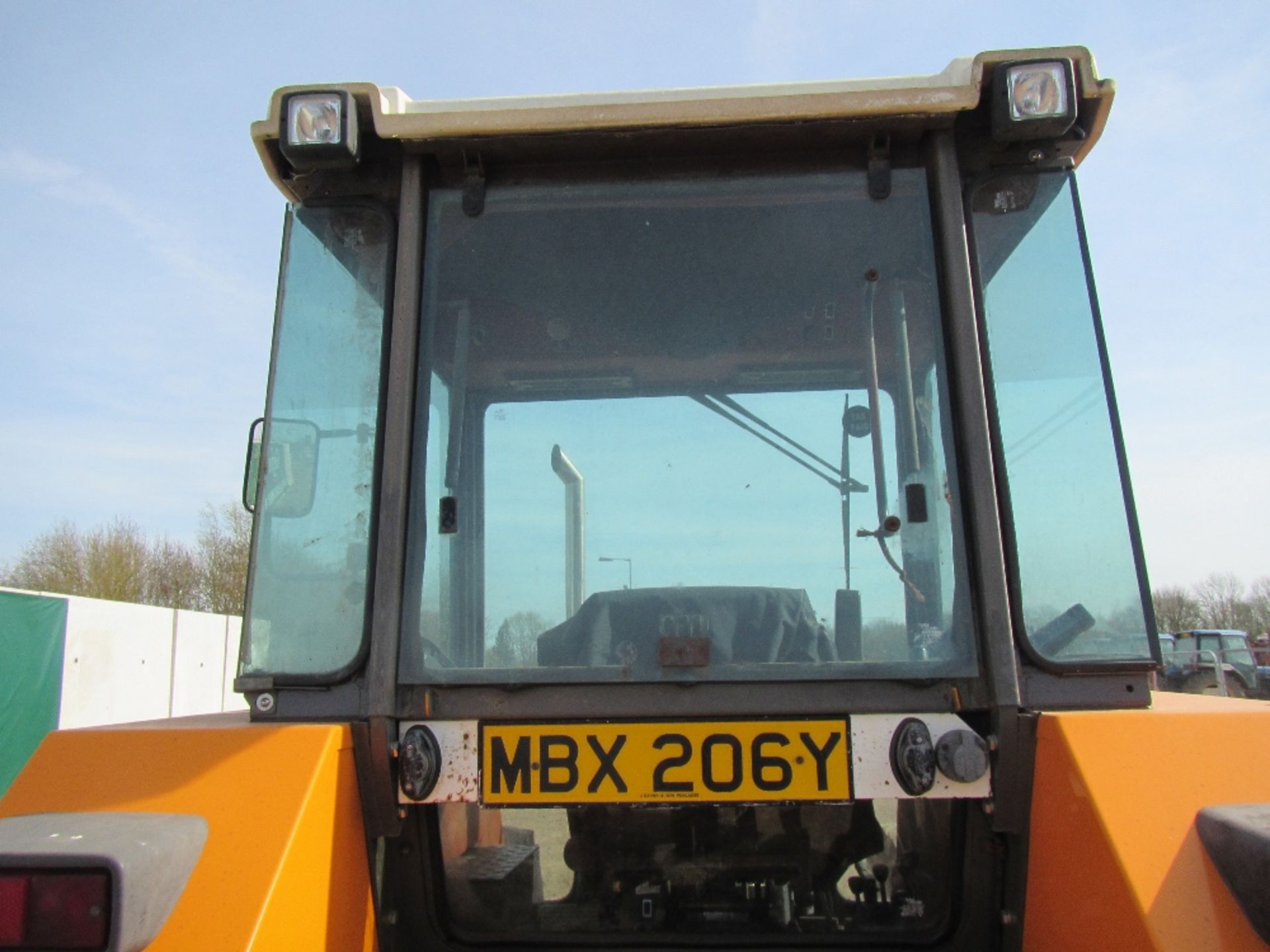 1983 Renault 981-4 Tractor. Reg Docs will be supplied. Reg. No. MBX 206Y Chassis No. 4483791 - Image 8 of 16