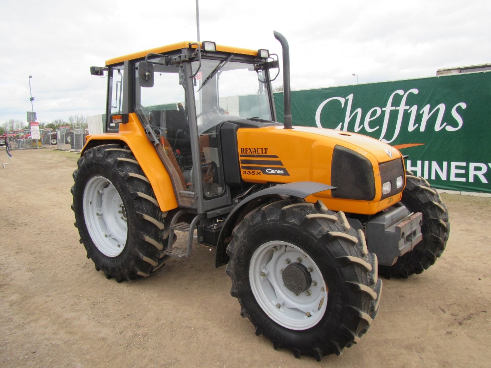 Renault 335X Tractor c/w Q Cab, Power Shuttle, 16.9x34 Reg. No. SN03 HKC - Image 3 of 16