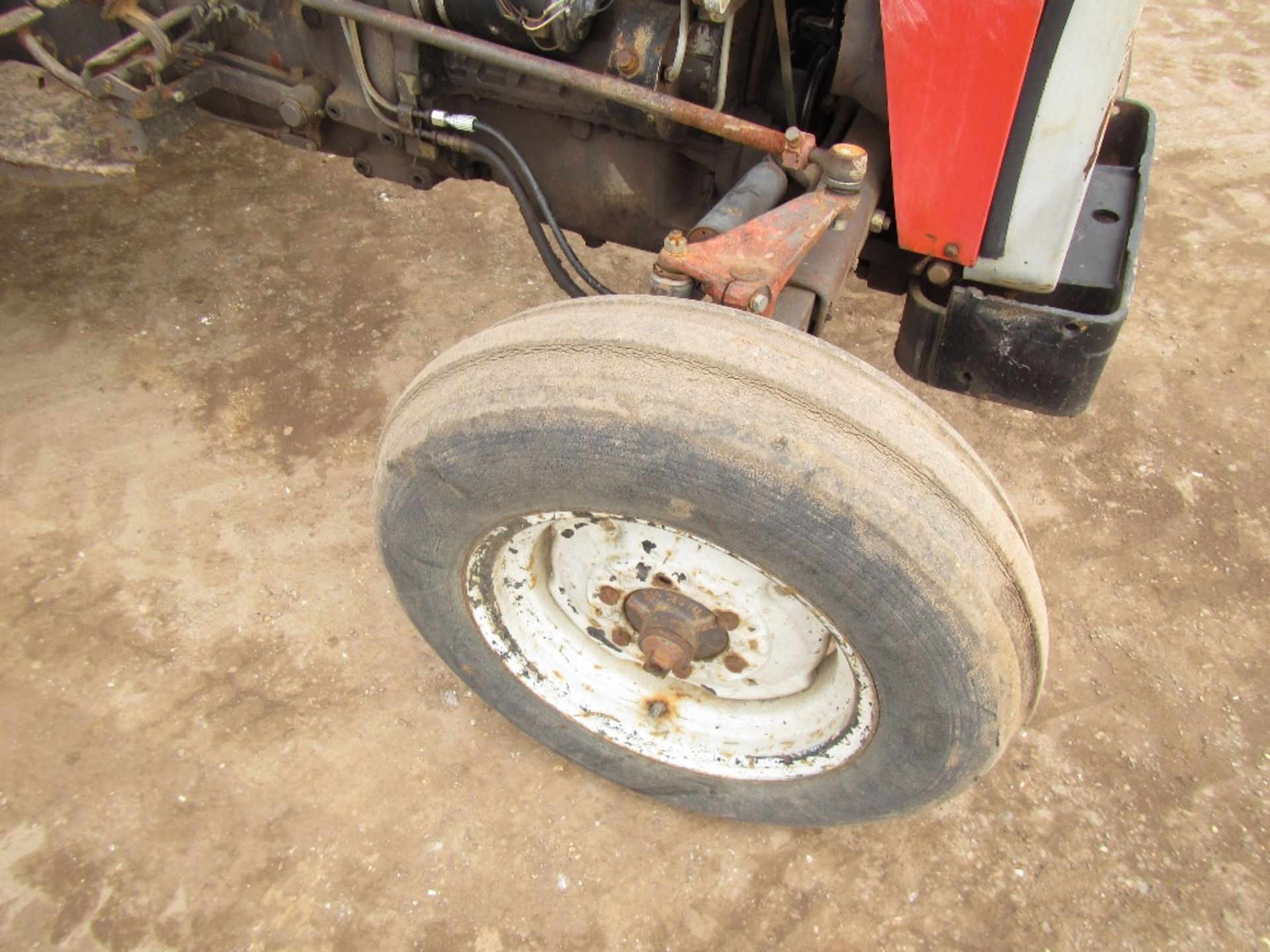 Massey Ferguson 240 Tractor - Image 4 of 15