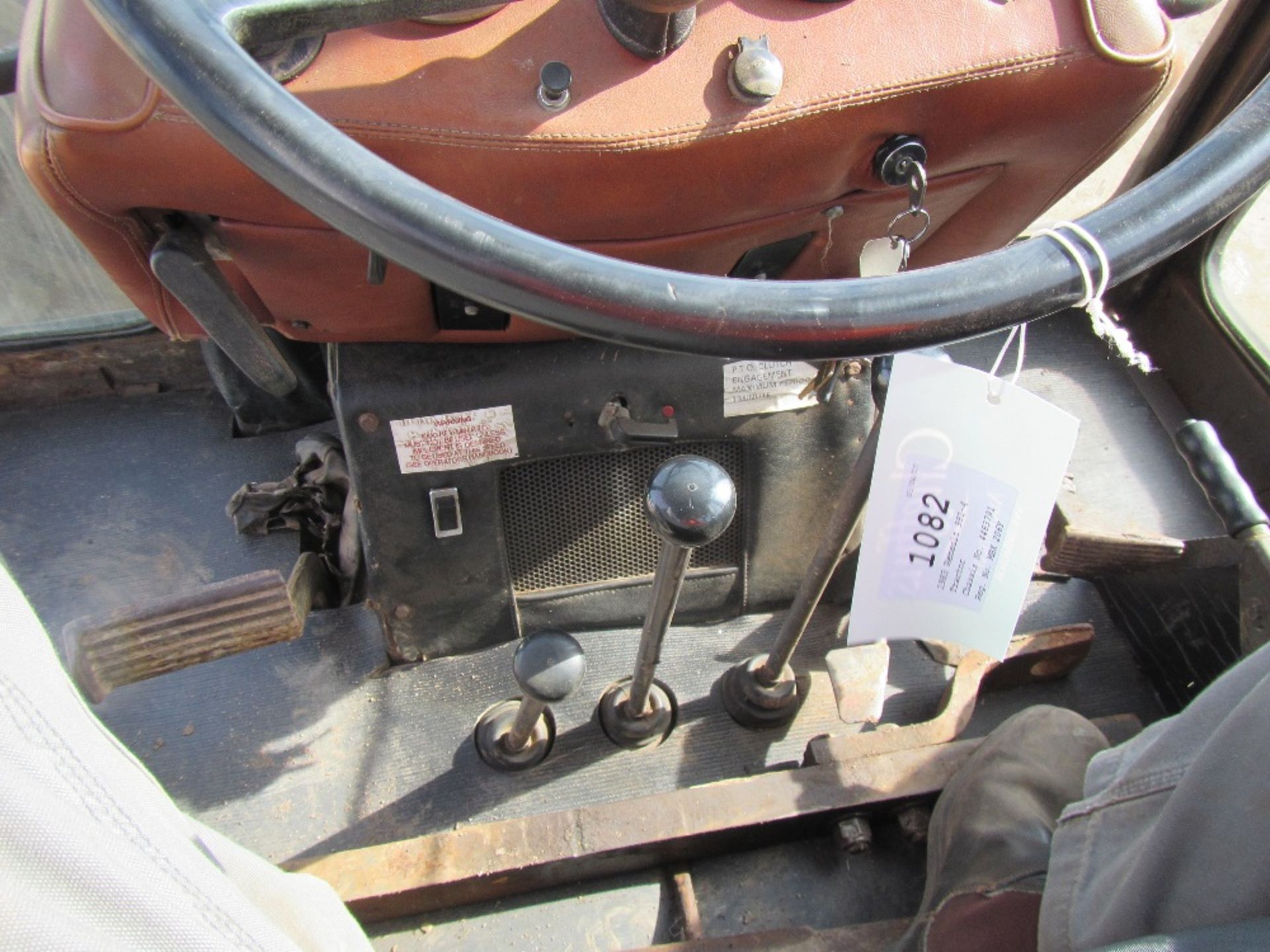 1983 Renault 981-4 Tractor. Reg Docs will be supplied. Reg. No. MBX 206Y Chassis No. 4483791 - Image 14 of 16