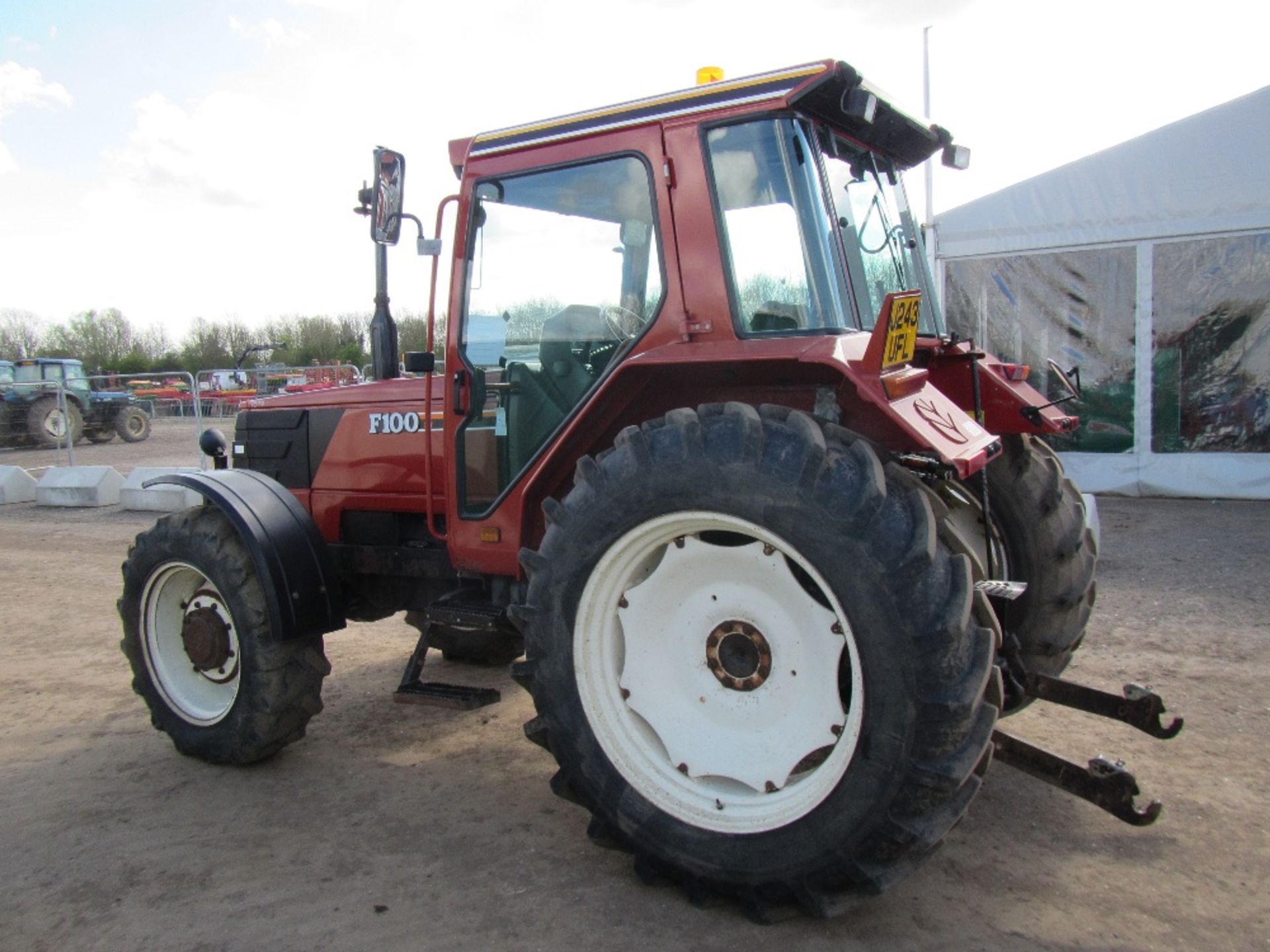 Fiat 100 4wd Tractor c/w Front Linkage, one owner from new. Reg Docs will be supplied. 5990 Hrs Reg. - Image 10 of 20