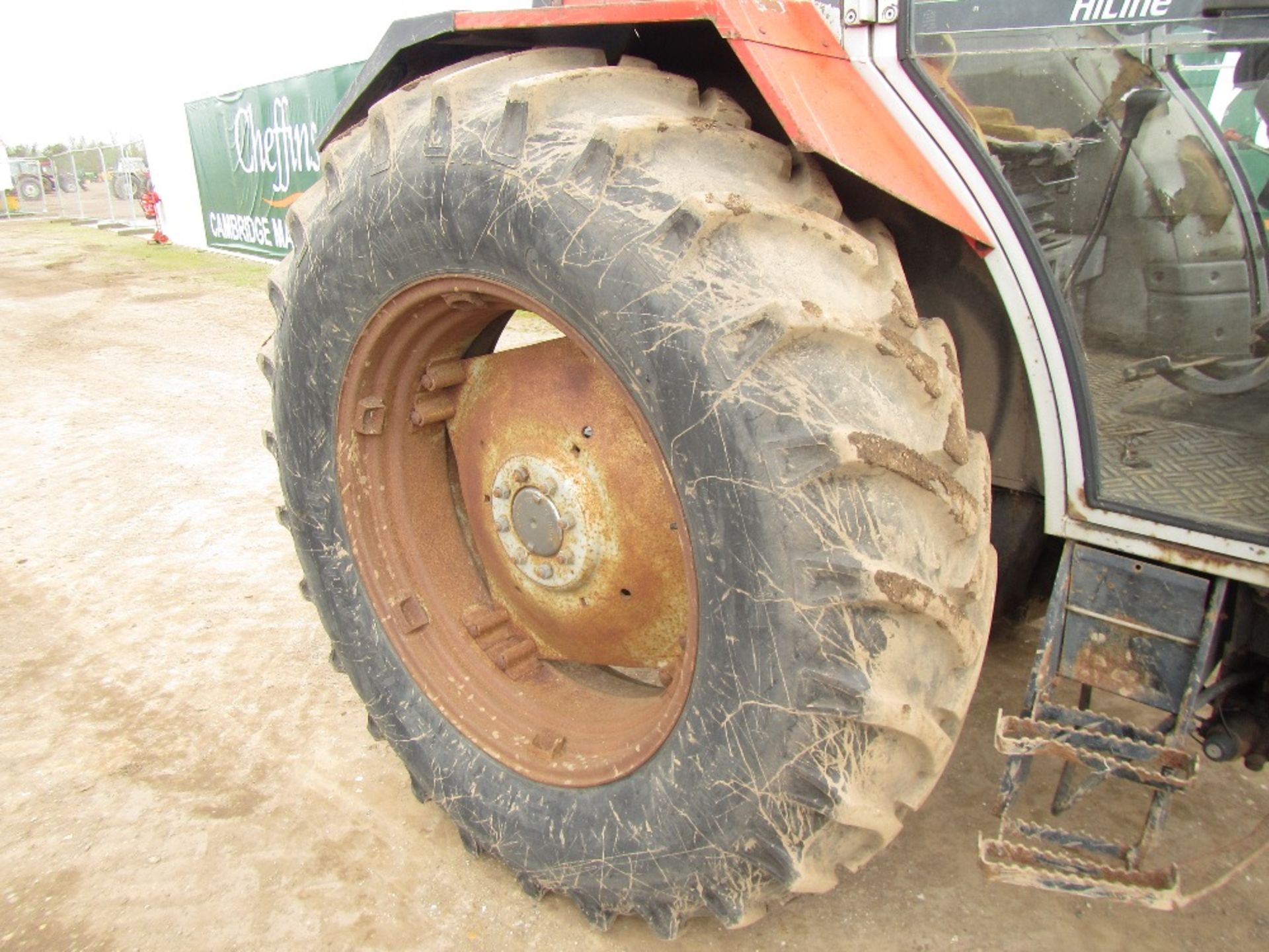 Massey Ferguson 390 2wd Tractor c/w MF Front Loader Ser. No. S26197 - Image 5 of 16