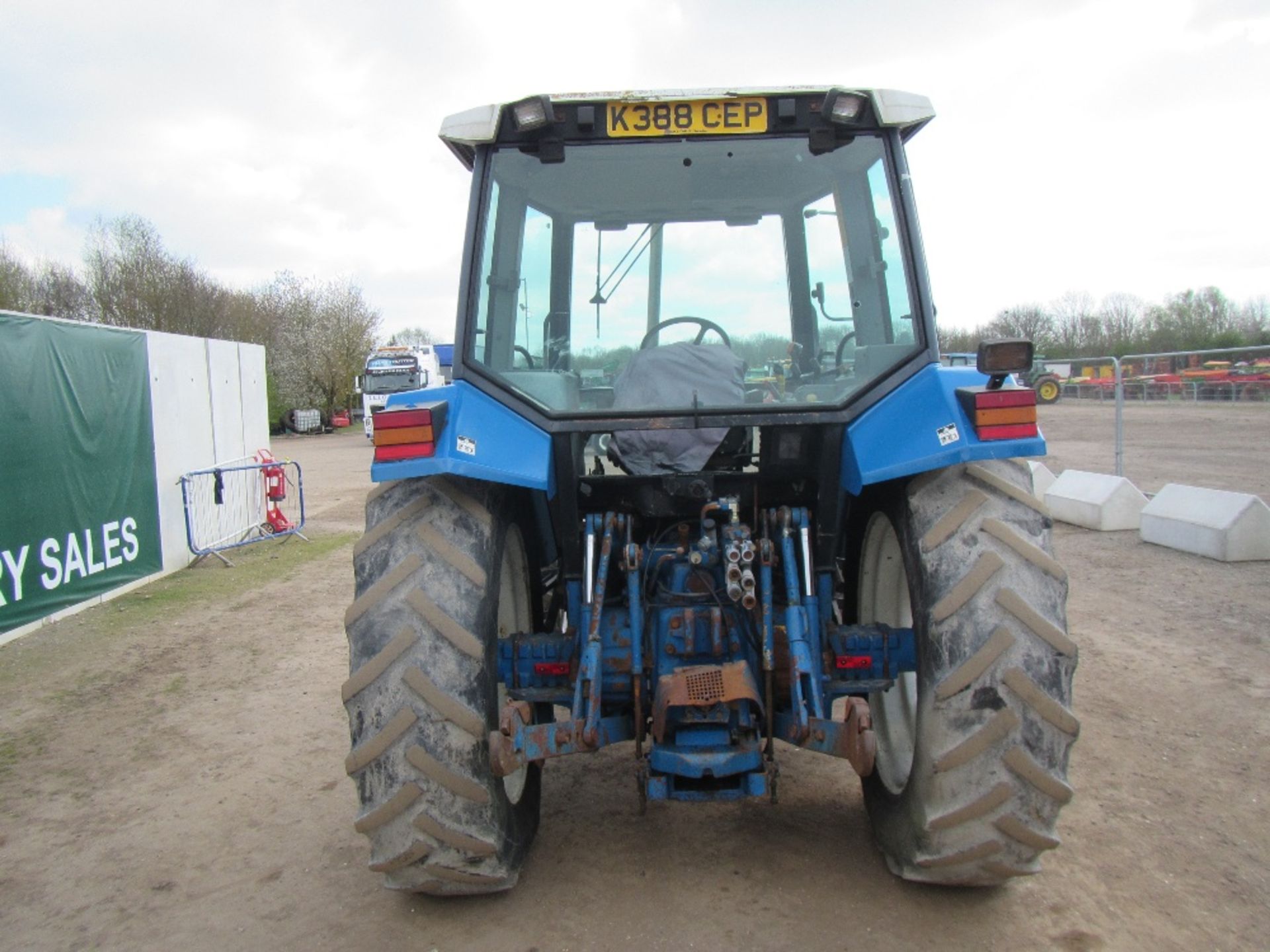 Ford New Holland 8240 Tractor - Image 6 of 17