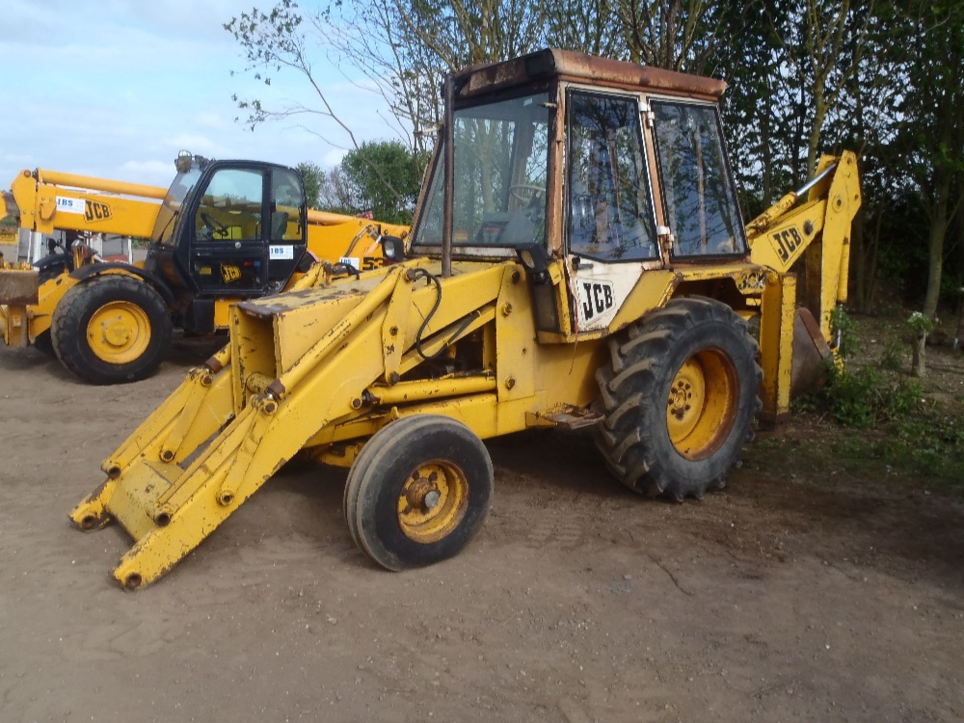 JCB 3CX 2wd Digger Reg. No. CFK 174Y Ser. No. 299505