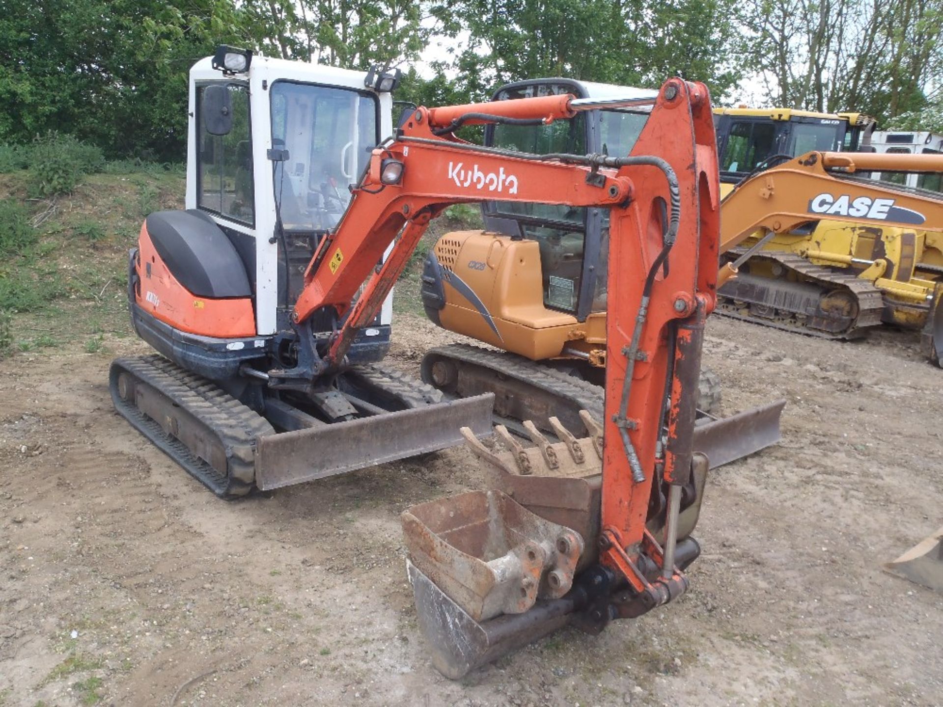 2008 Kubota KX 71 Mini Digger c/w 3 buckets, 1 owner from new Hours: 4350 - Image 2 of 6