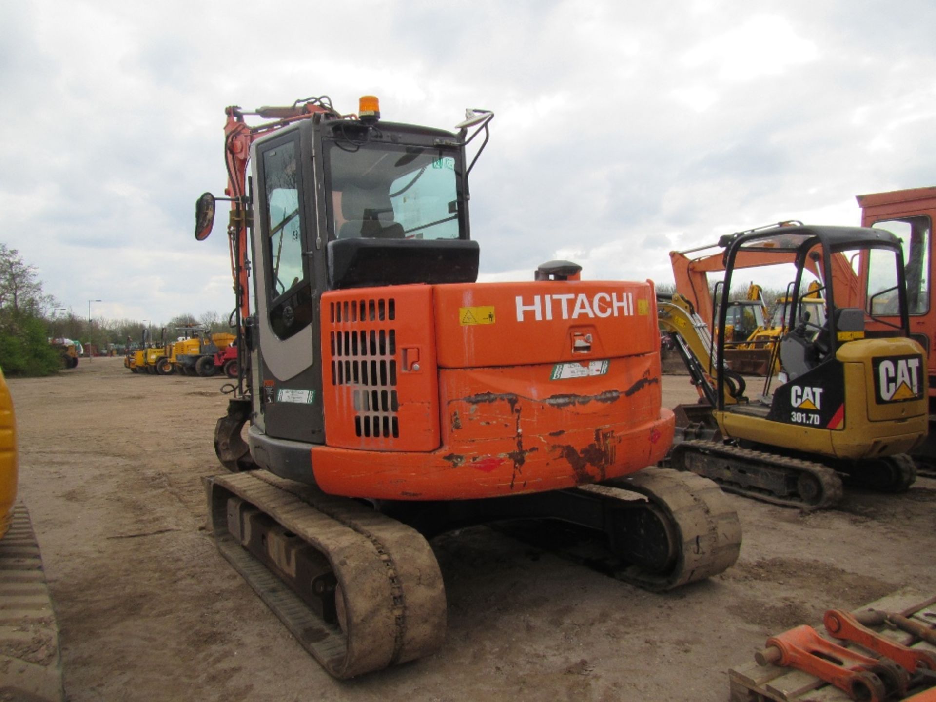 2011 Hitachi Zaxis 85 VSBLC Excavator - Image 7 of 9