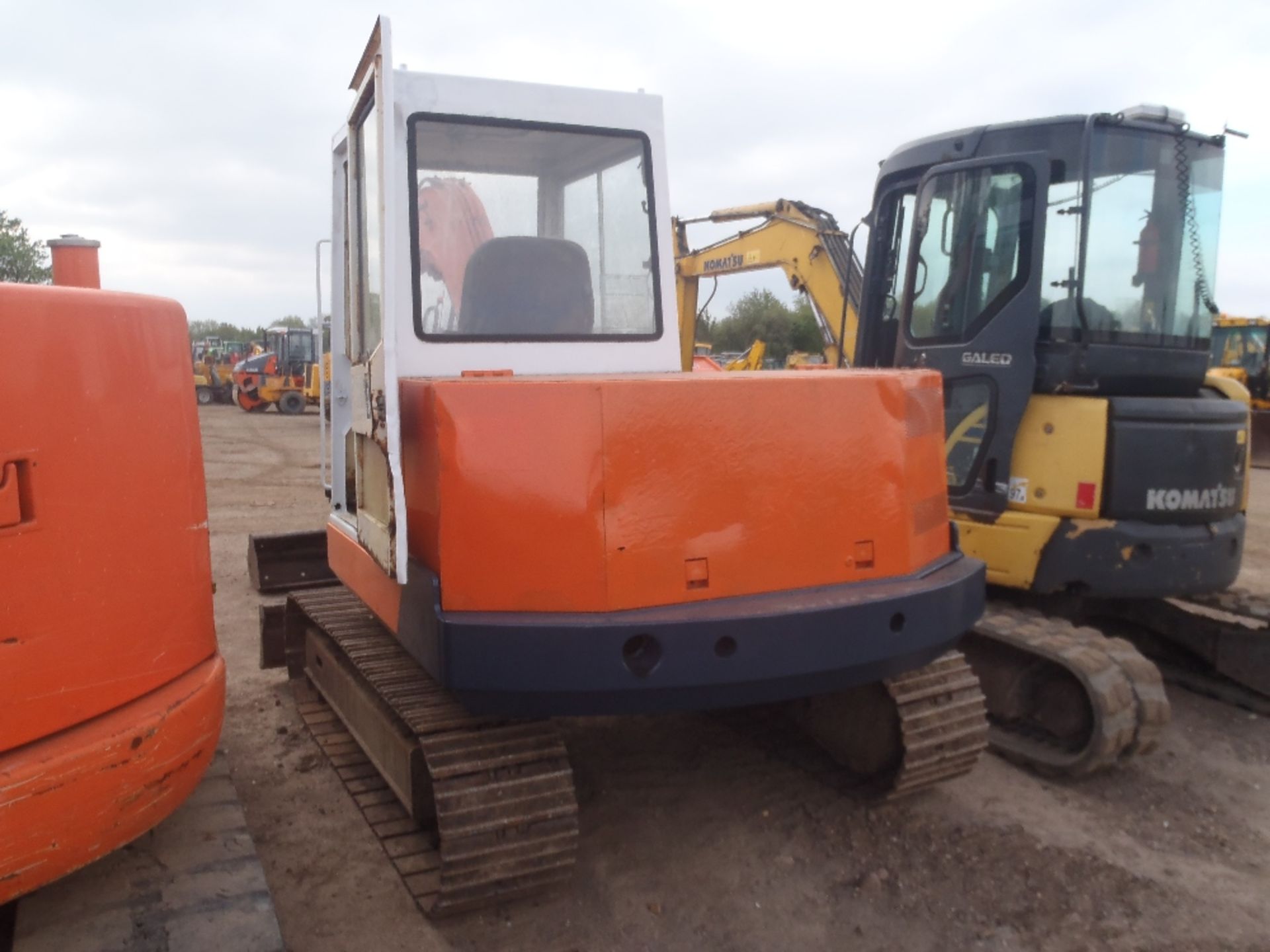 5 of 5 Ton Mini Excavator c/w 2 buckets - Image 4 of 7