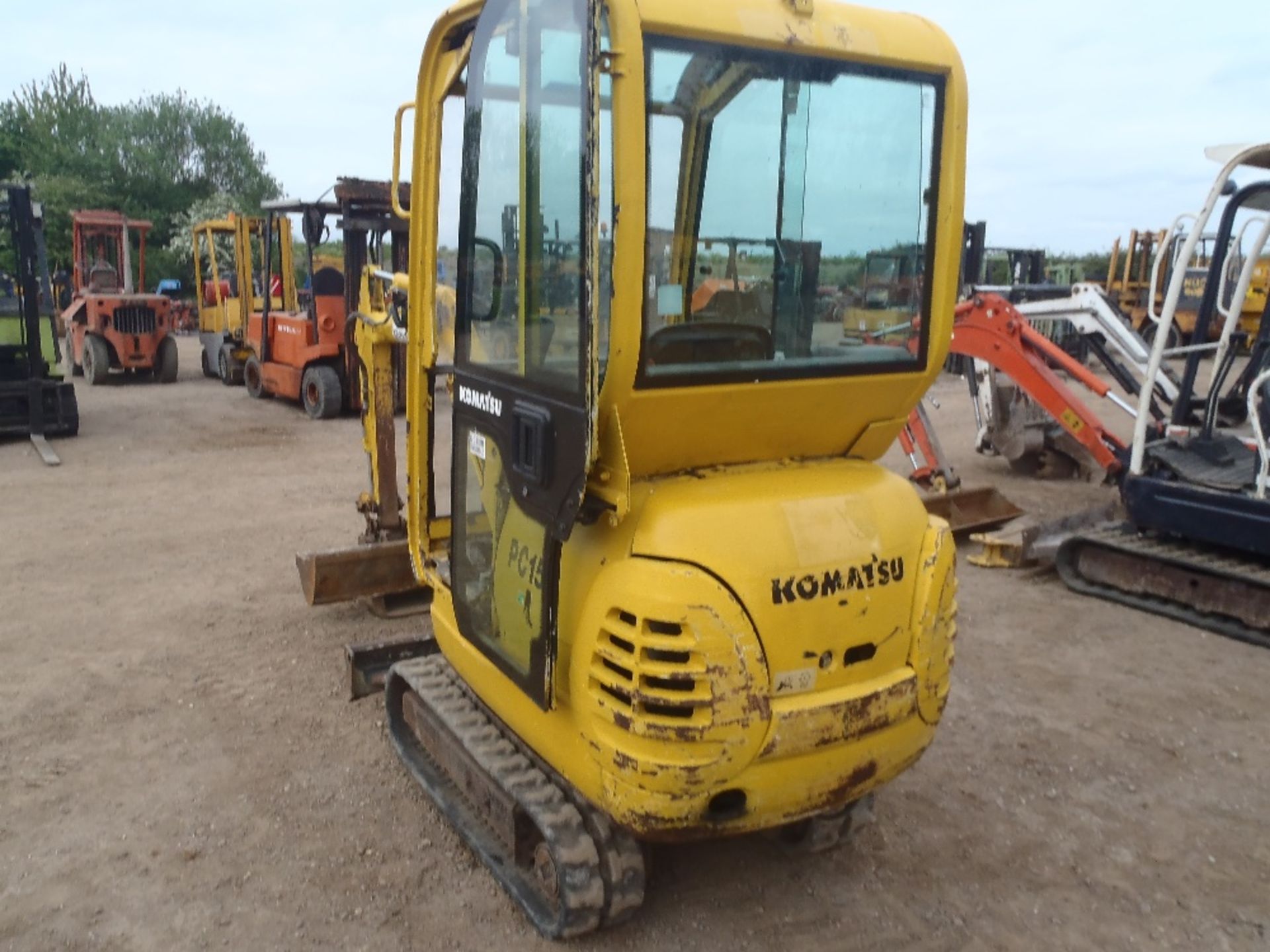 Komatsu PC15R Mini Digger - Image 4 of 7