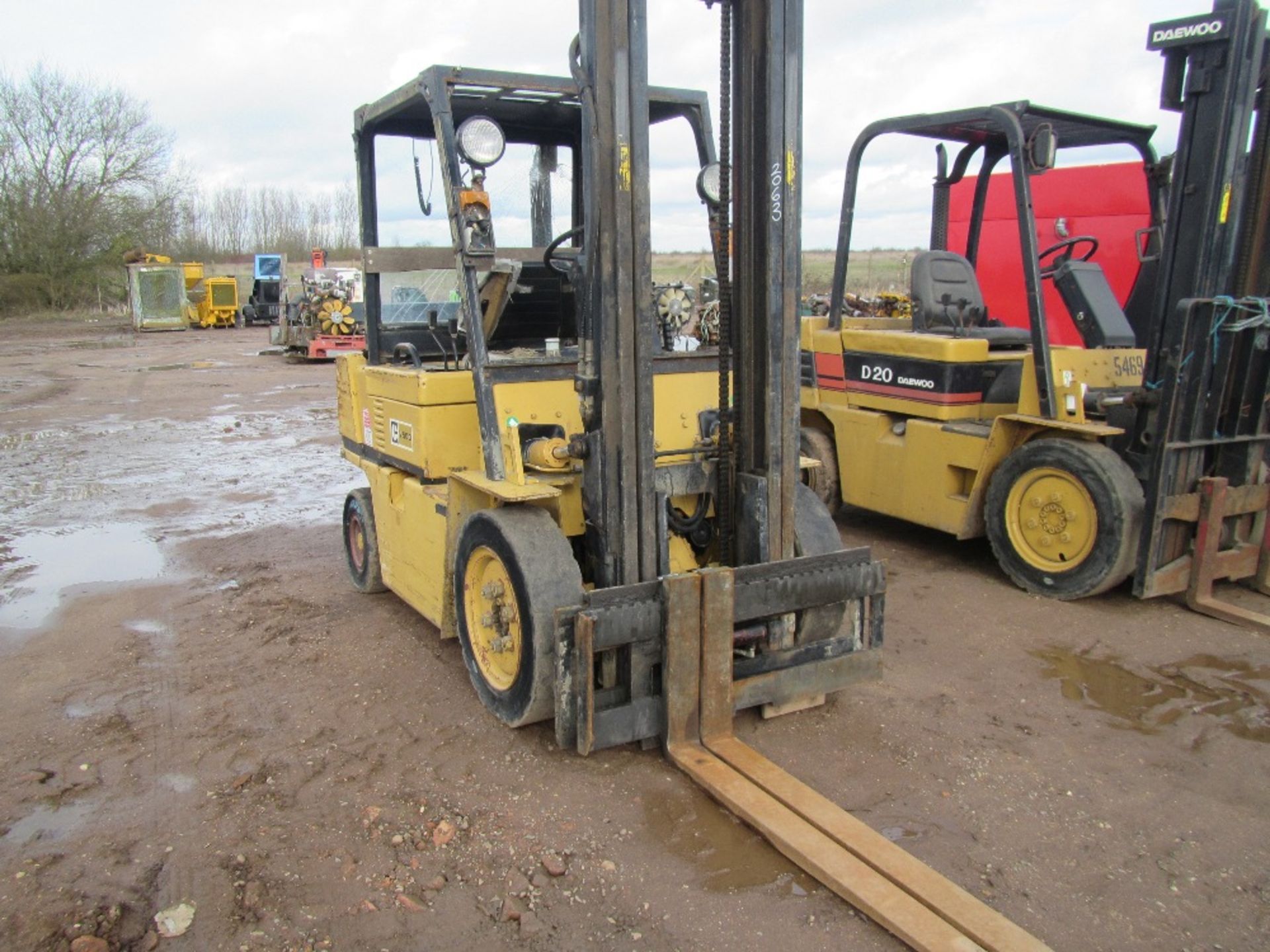 Cat V50D Diesel Forklift c/w Side Shift - Image 2 of 5