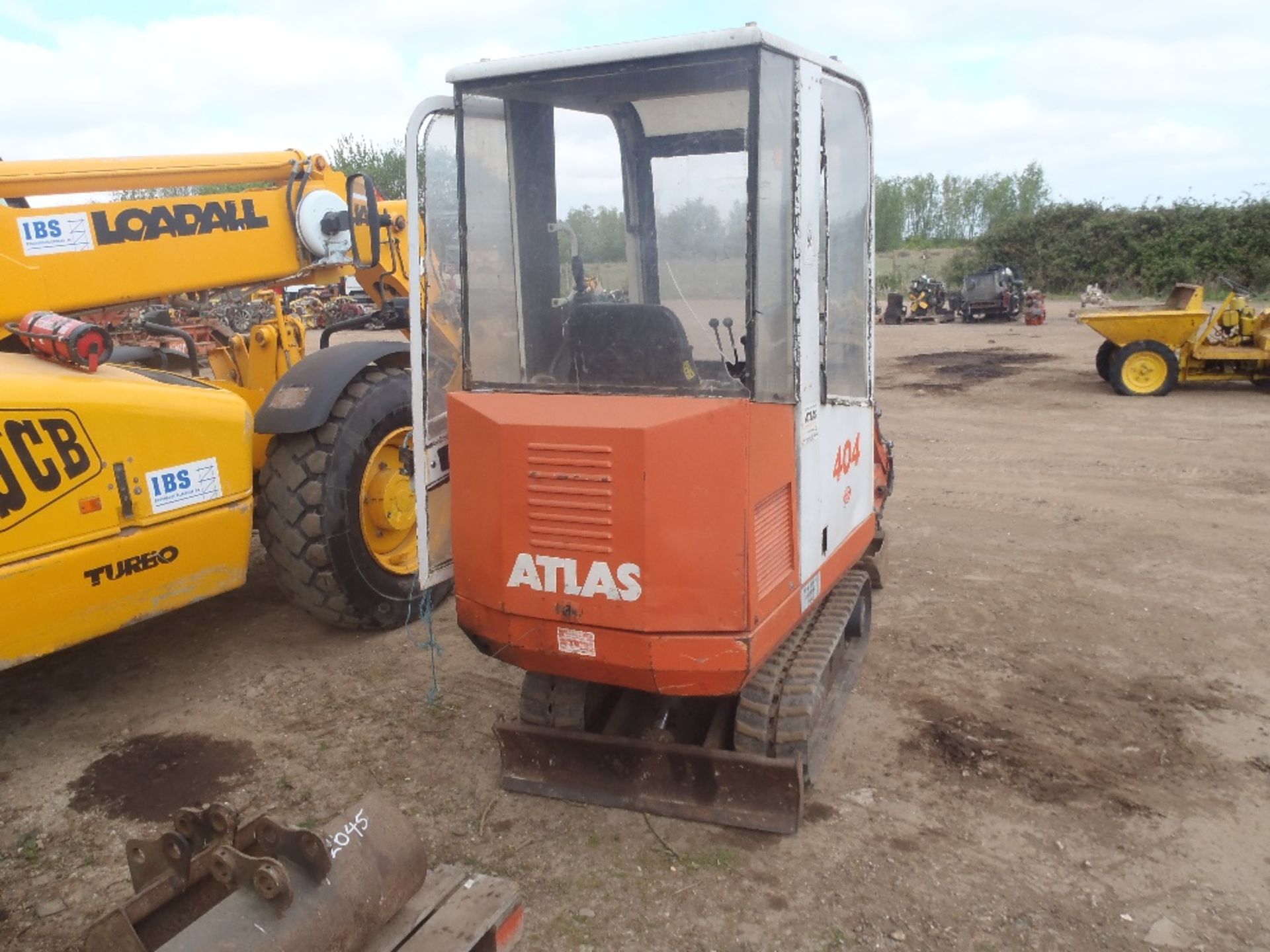 Atlas Mini Digger c/w 3 buckets - Image 3 of 7