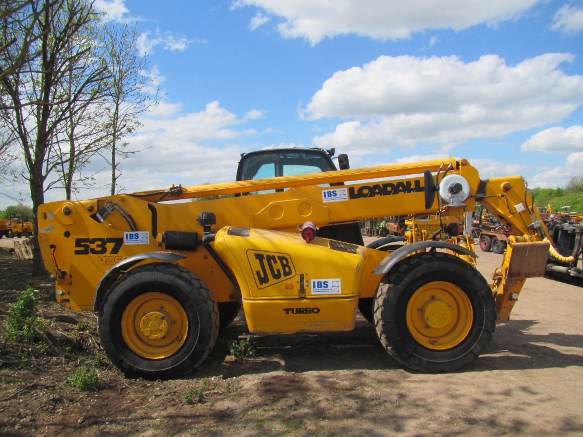 1999 JCB 537-135 Telehandler c/w swivel headstock, 15.5 R25 heavy duty tyres, 1 owner. Hours: 7798 - Image 3 of 6