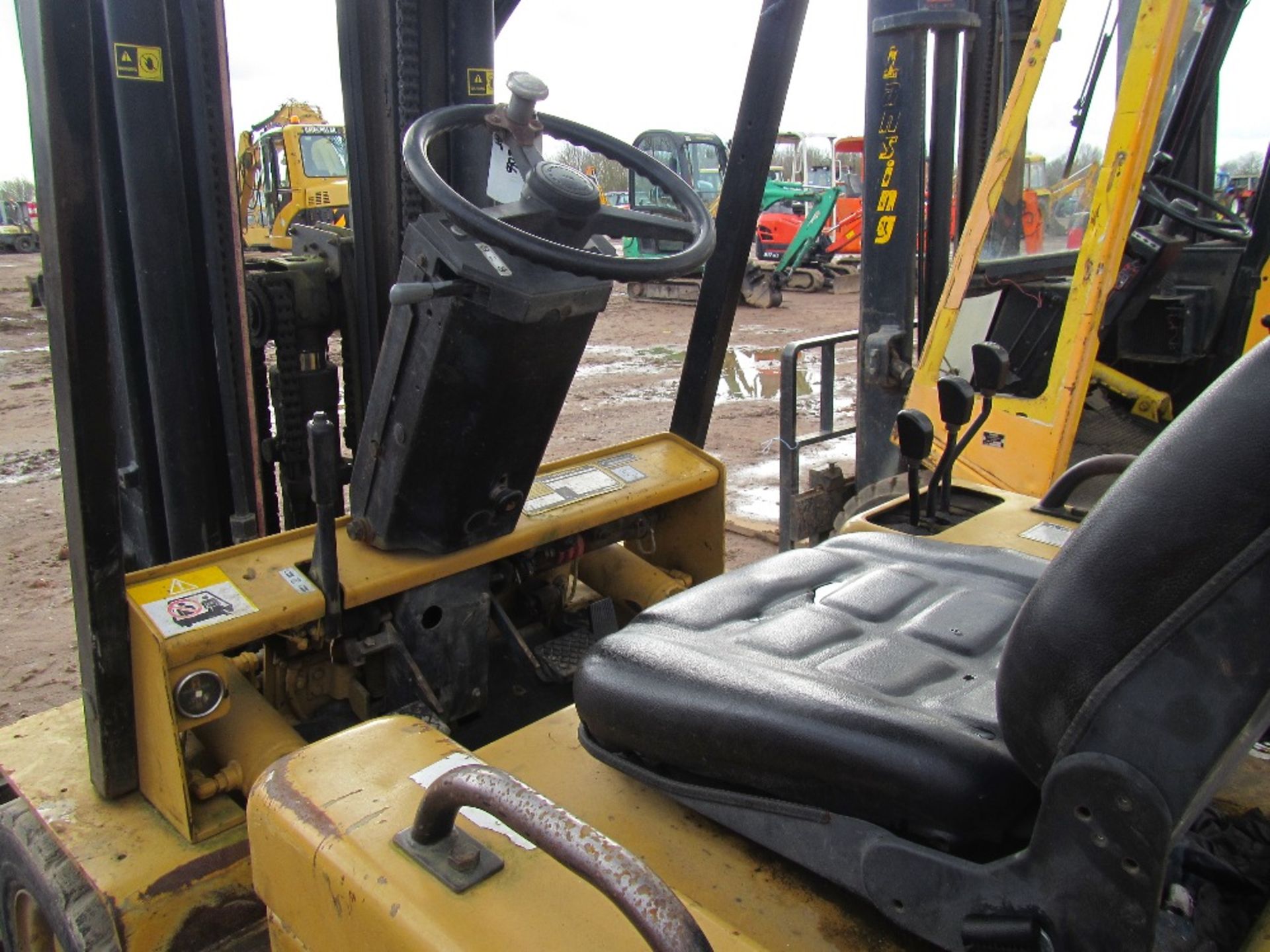 Cat V50D Diesel Forklift 5000lbs 4700mm Triplex - Image 5 of 6